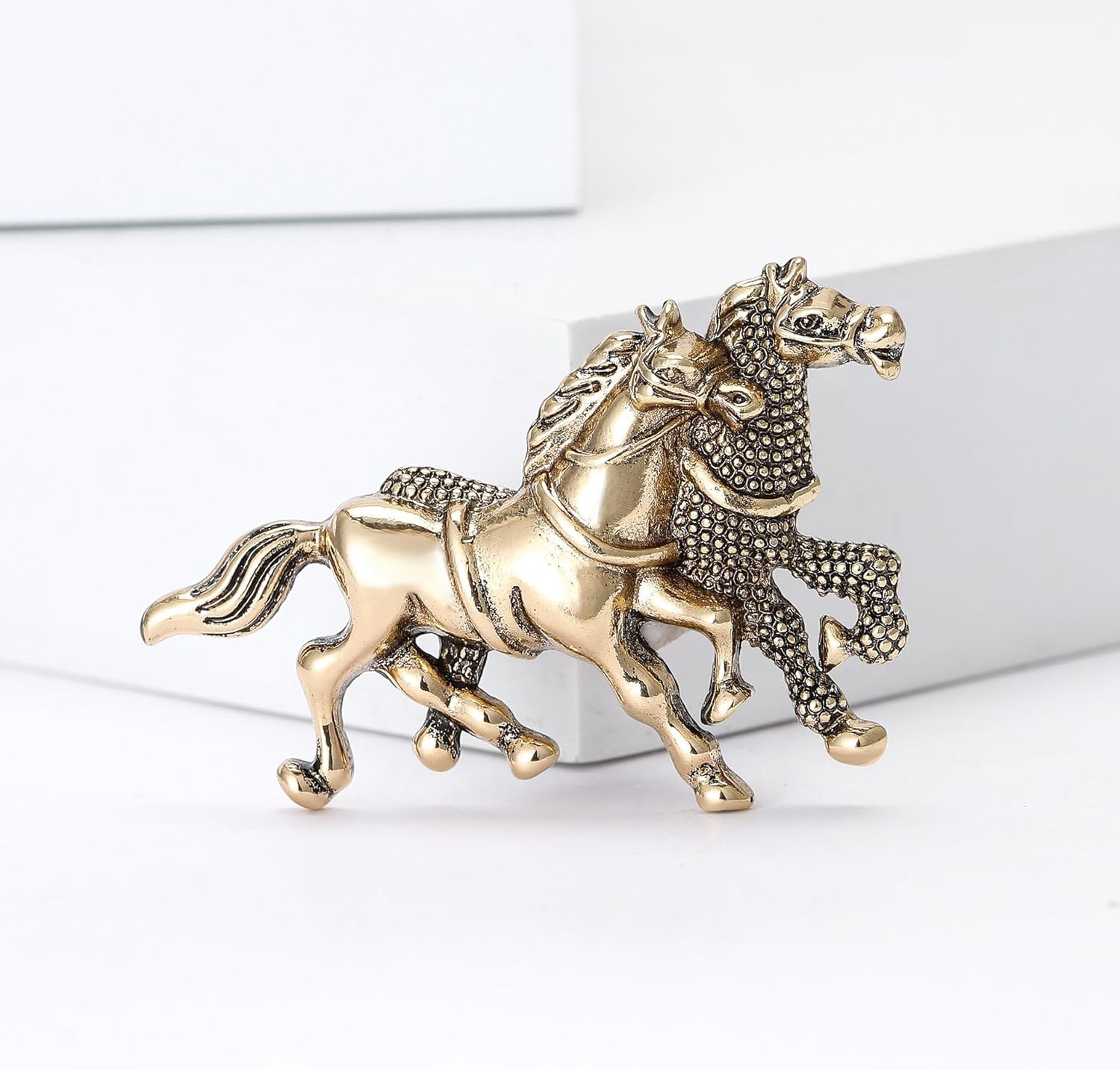 Double Horse Galloping Statement Brooch For Women For Men Vintage Punk Classic Fashion Jewelry Gold Color Textured Running Animal Pin - Image 2