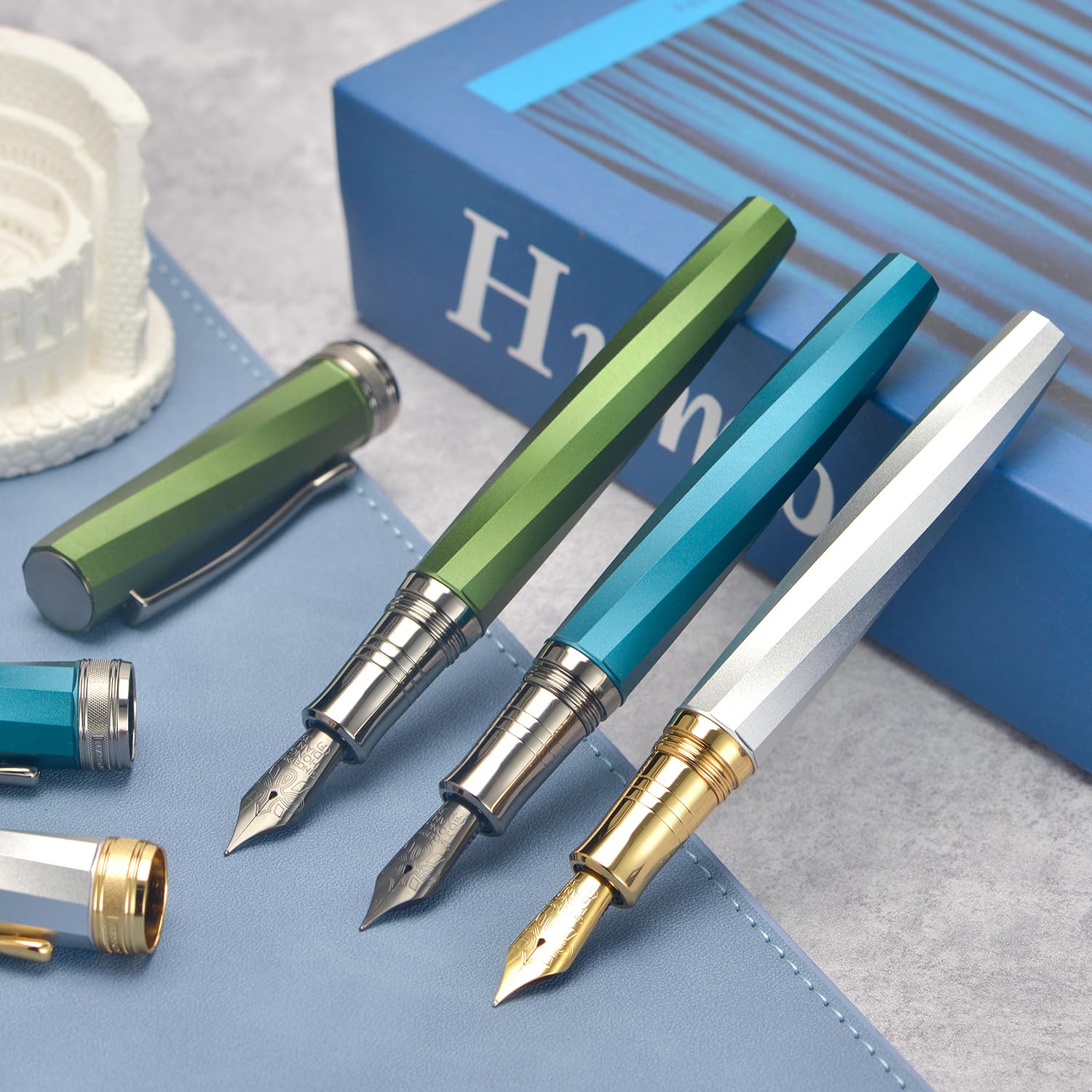 Hong Dian N11 - Pluma estilográfica, punta fina y suave dorada de platino, plata de platino y diseño de sarga geométrica con estuche de metal