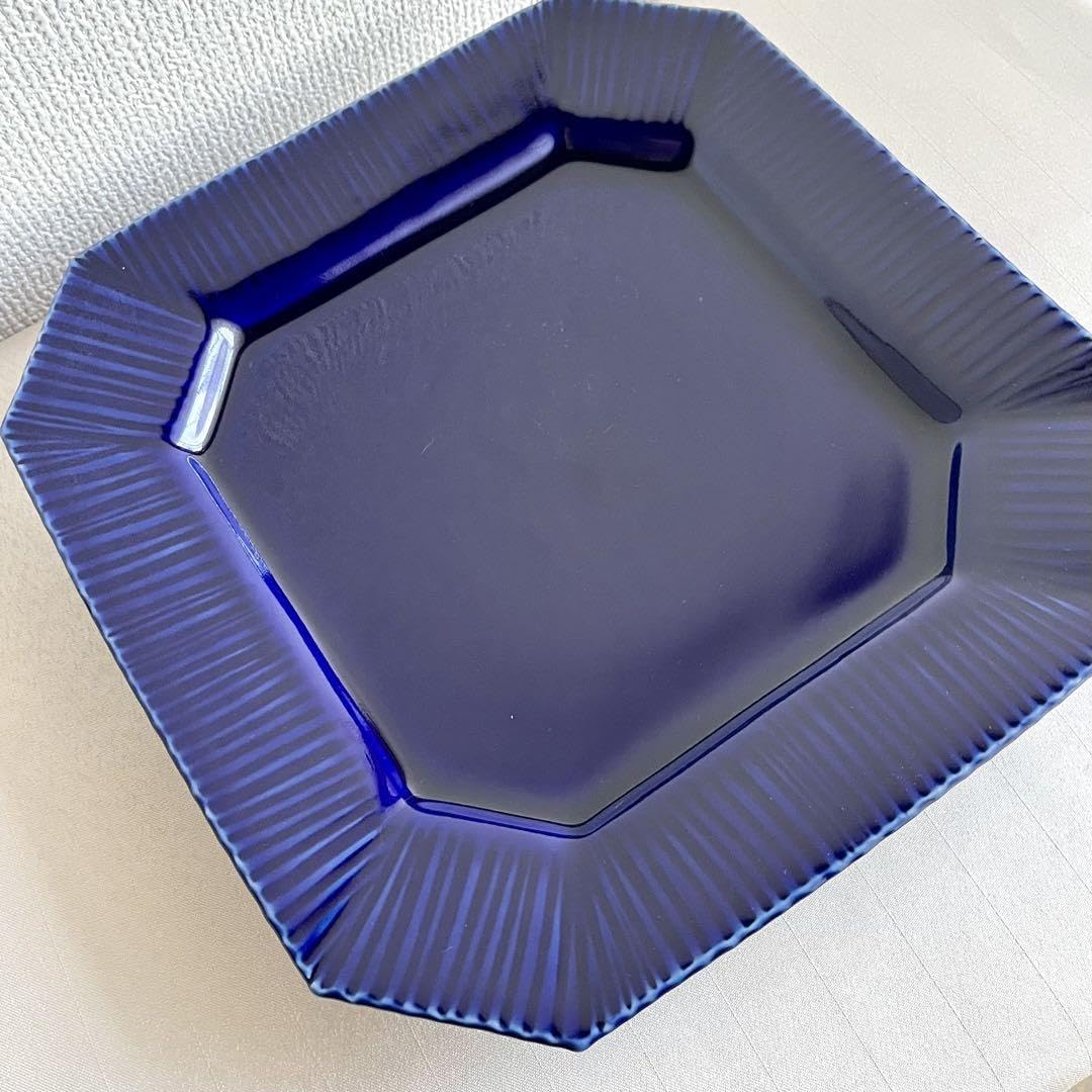 ☆新品未使用 ☆有田焼瑠璃色角皿隅切り大皿 ディナー皿パスタ皿