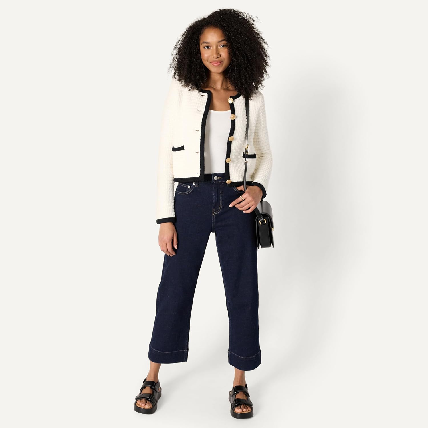 Amazon Essentials Women's Regular-Fit Midweight Cardigan Sweater image 4