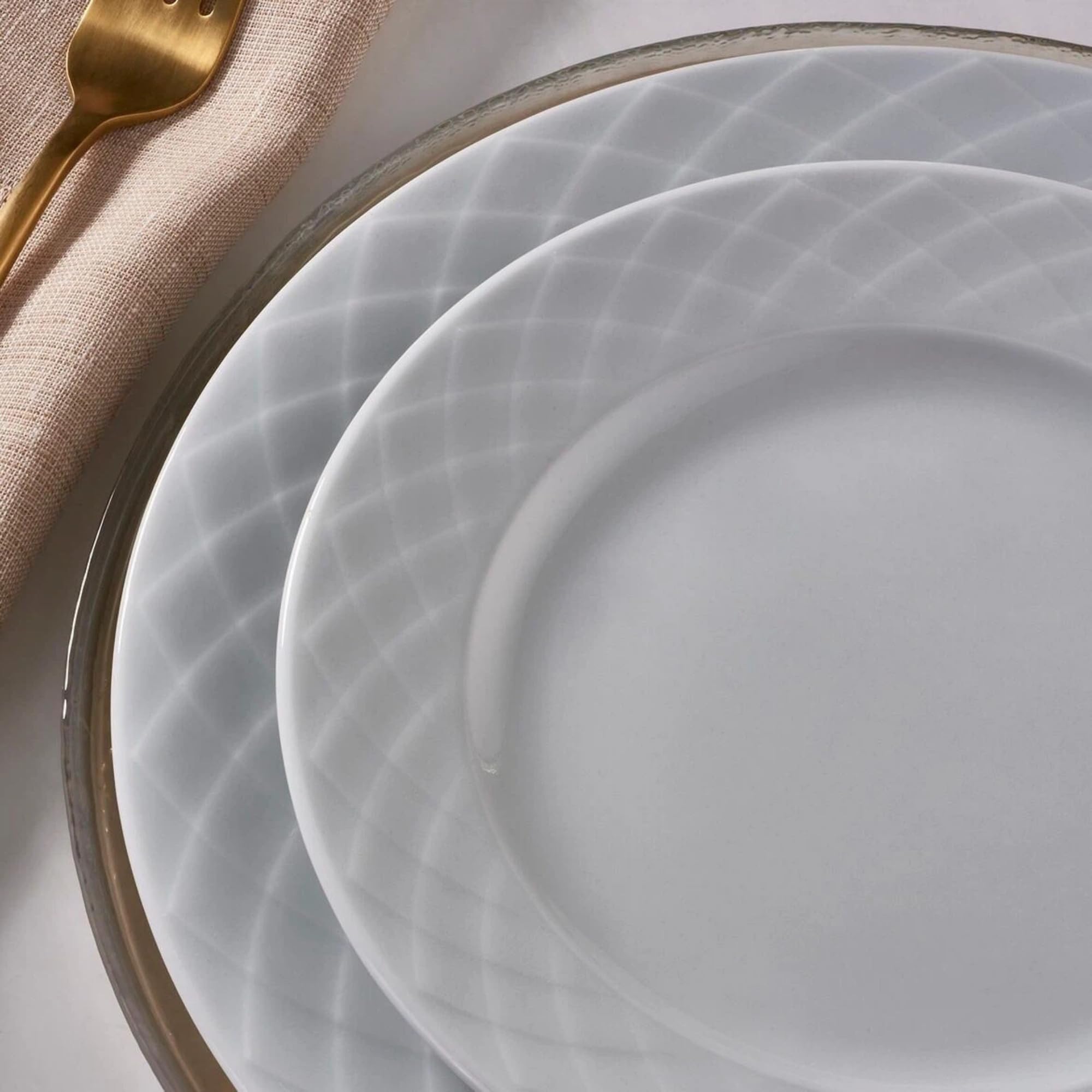 NORDIC SCHILLER Porzellan Tafelservice 24-tlg. Alfa Series, Weiß | für 6 Personen, mit Reliefdekor, Essteller, Dessertteller, Suppenschalen, Servierteller, Spülmaschinengeeignet