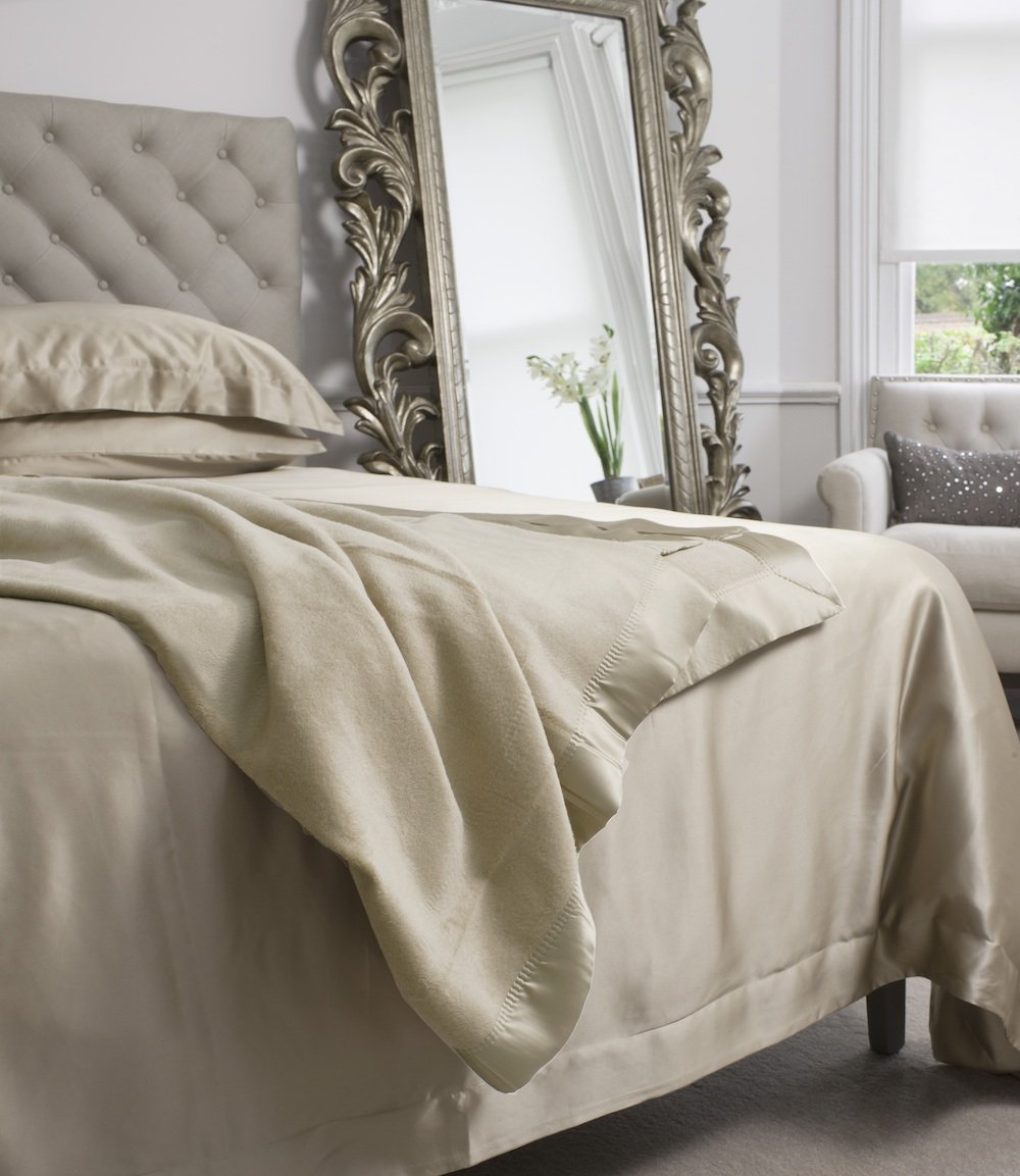 Jasmine Silk Taupe Pure Mulberry Silk Blanket/Throw Double (225 X 240Cm)