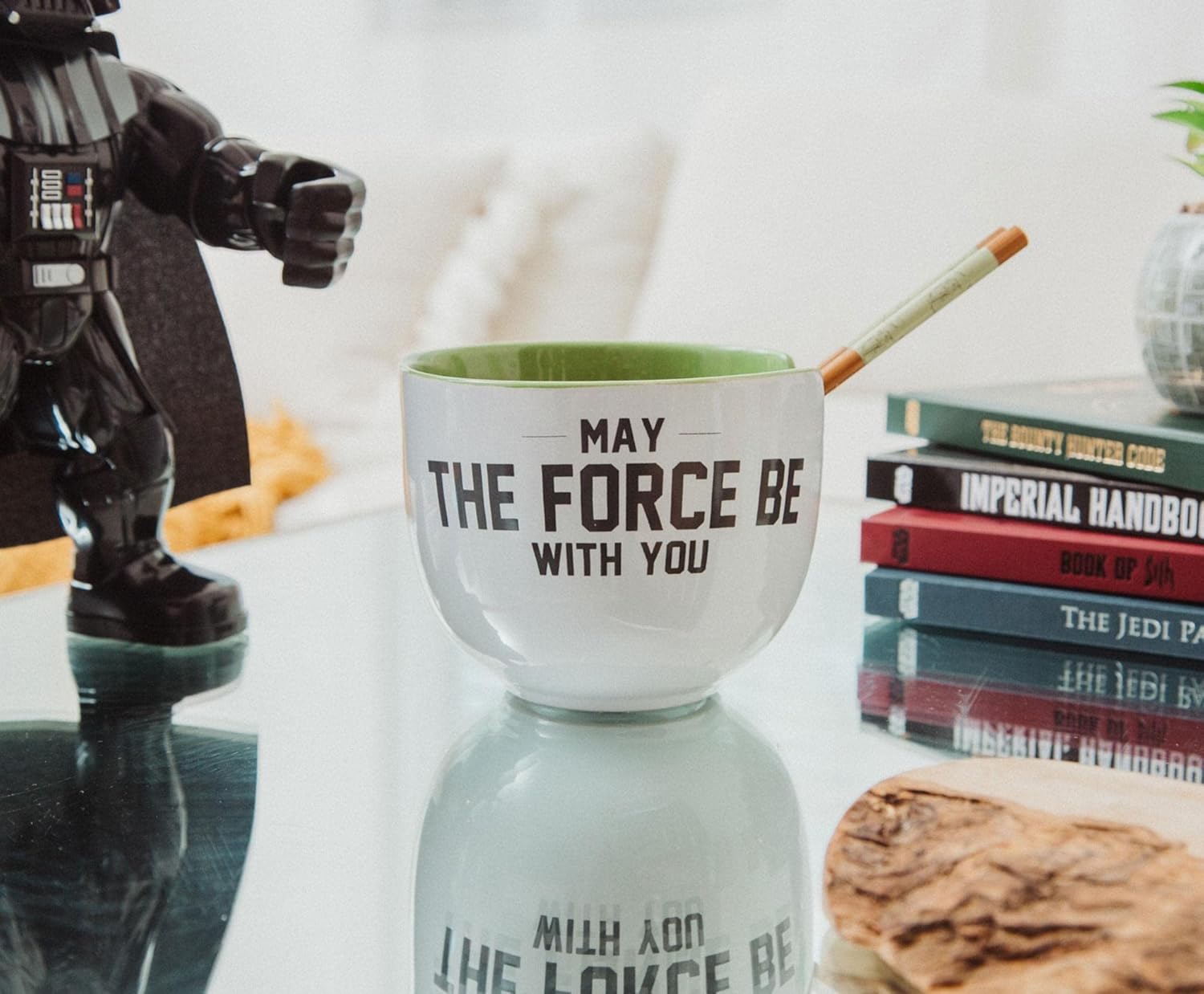 Silver Buffalo Star Wars Yoda May The Force Be With You Ceramic Dinnerware Set | Includes 20-Ounce Ramen Noodle Bowl and Wooden Chopsticks - Image 5