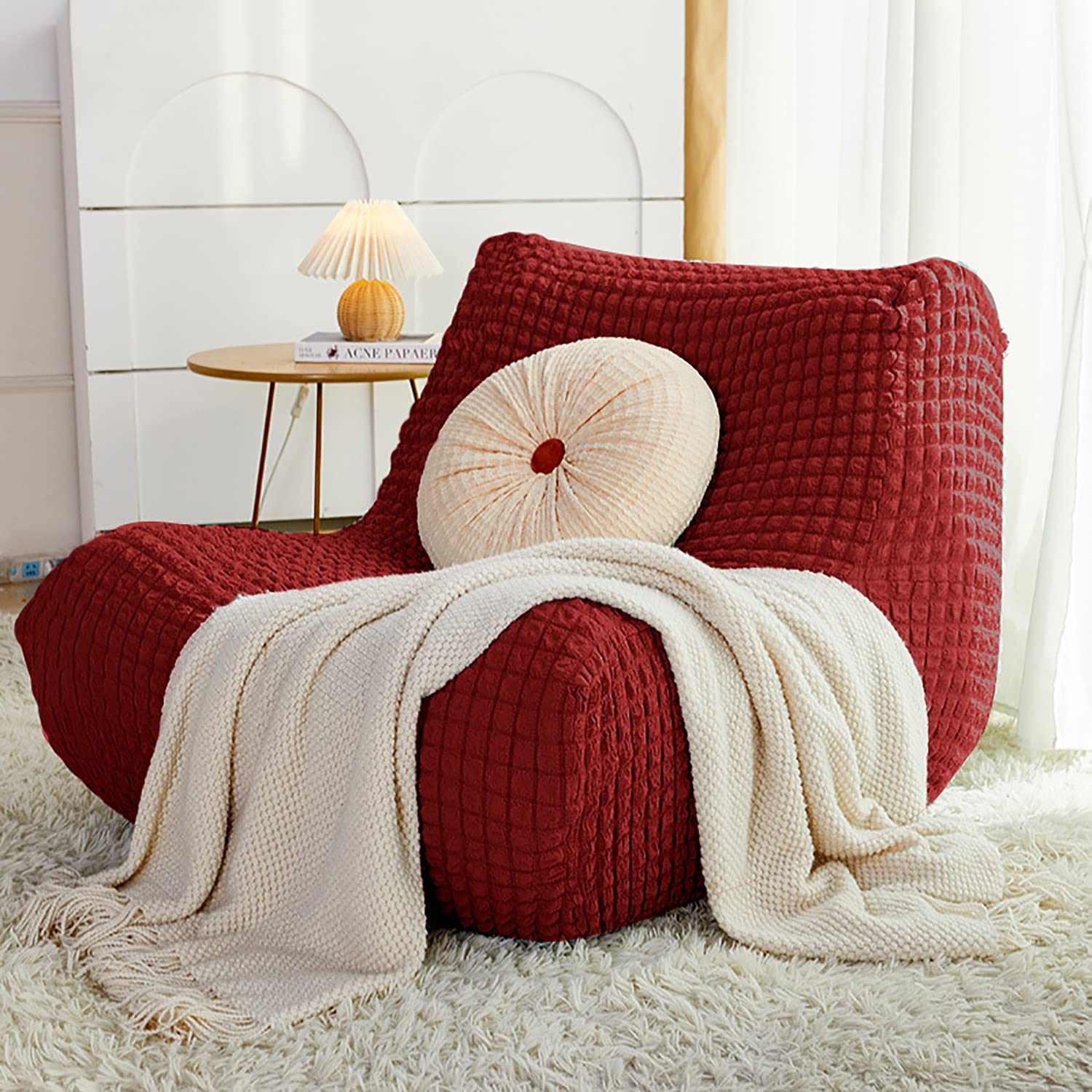 Chaise longue et canapé en L protégés pour des moments sereins en famille