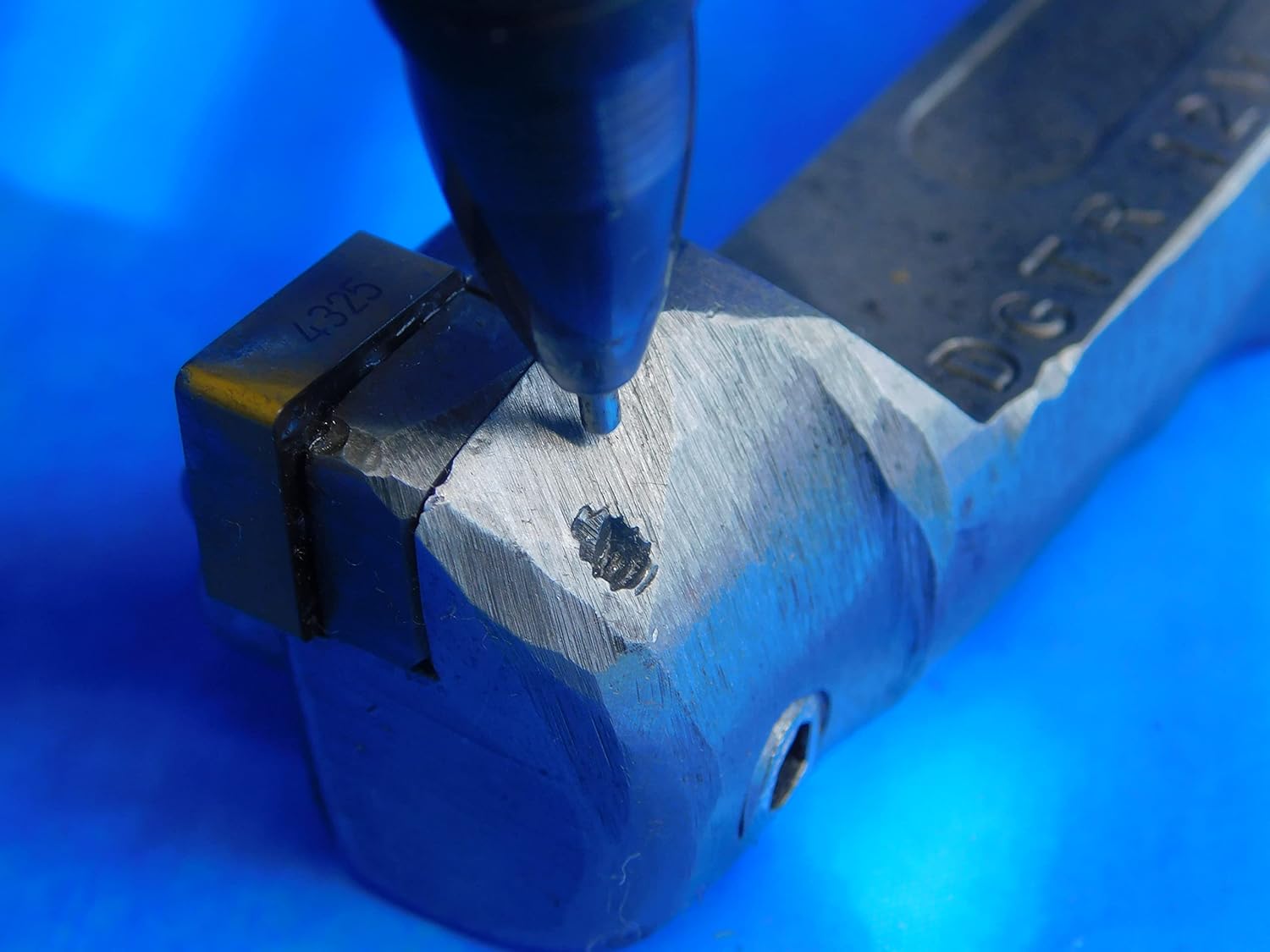 3 PCS KENNAMETAL DCLNL-165C, DGTR 12M Turning Tool Holders CN54, CNG 422 Inserts - AR5868AB2