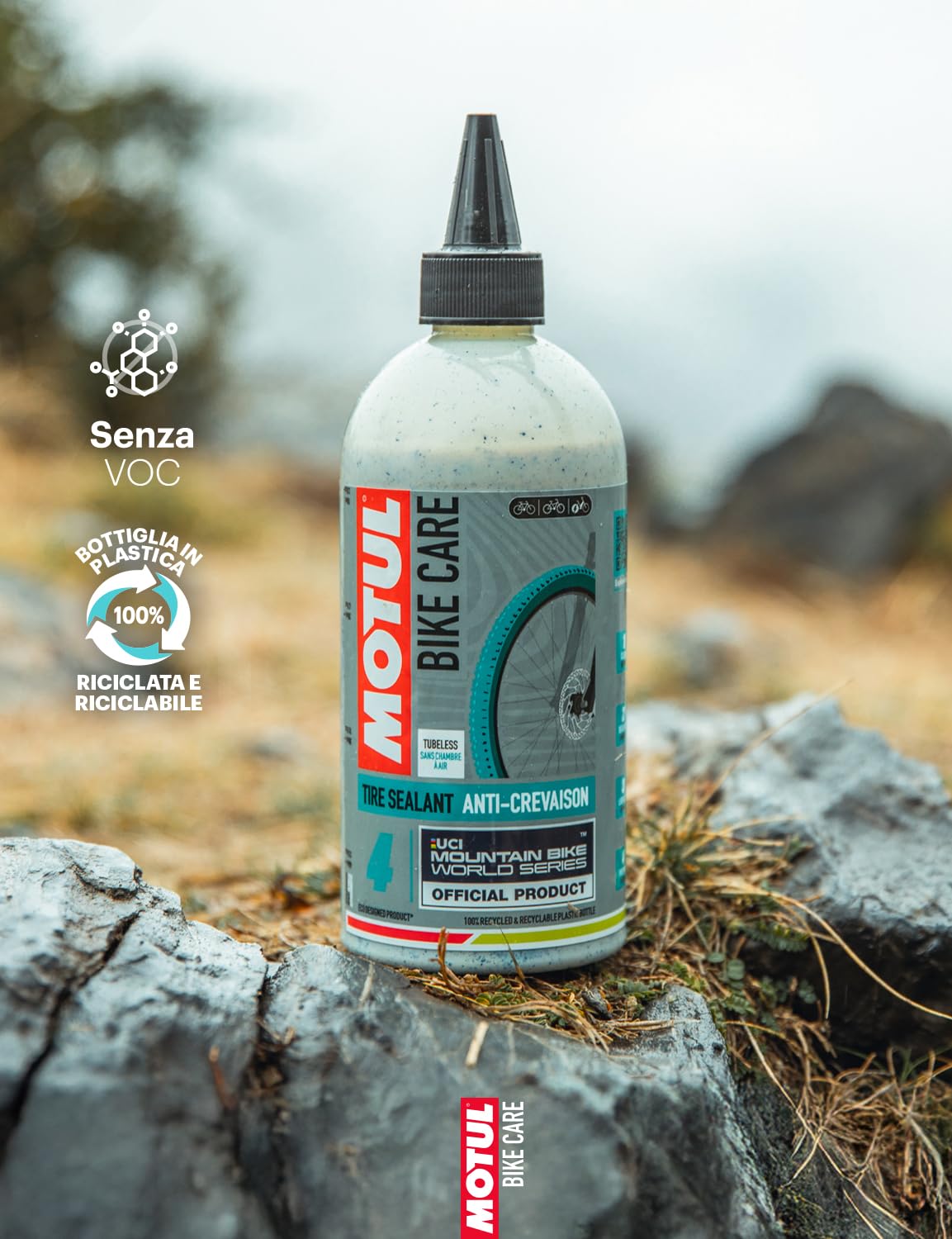 Motul - Liquido Preventivo Antiforatura per Biciclette MTB Tubeless - Gomme Senza Camera d’Aria - Fori Piccoli e Medi - Compatibile con MTB Elettriche - Bike Care Tire Sealant Off Road - 500 ml