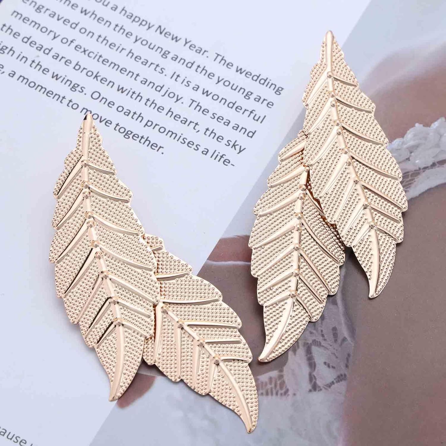 Punk Large Leaf Earrings Vintage Leaf Dangle Earrings Big Leaf Chunky Earrings Exaggerated Metal Leaf Studs Earrings Gold Leaf Statement Earrings for Women - Image 3