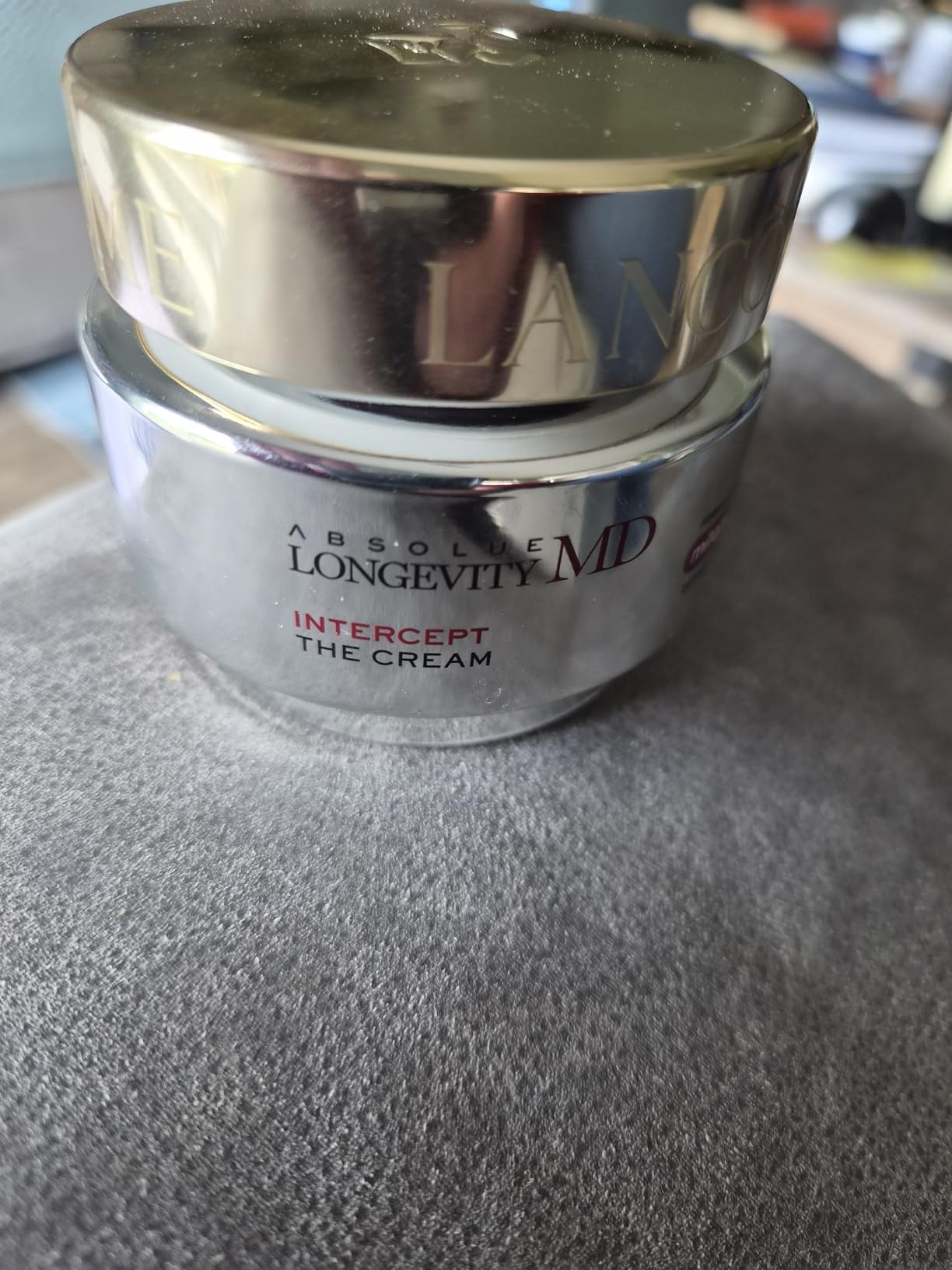 Lancôme Absolue Longevity MD Intercept Face Cream For Mid-Age, Anti-Aging Facial Moisturizer with Mitopure®, Improves Fine Lines & Wrinkles, Firmness, Radiance, & Smoothness, For All Skin Types