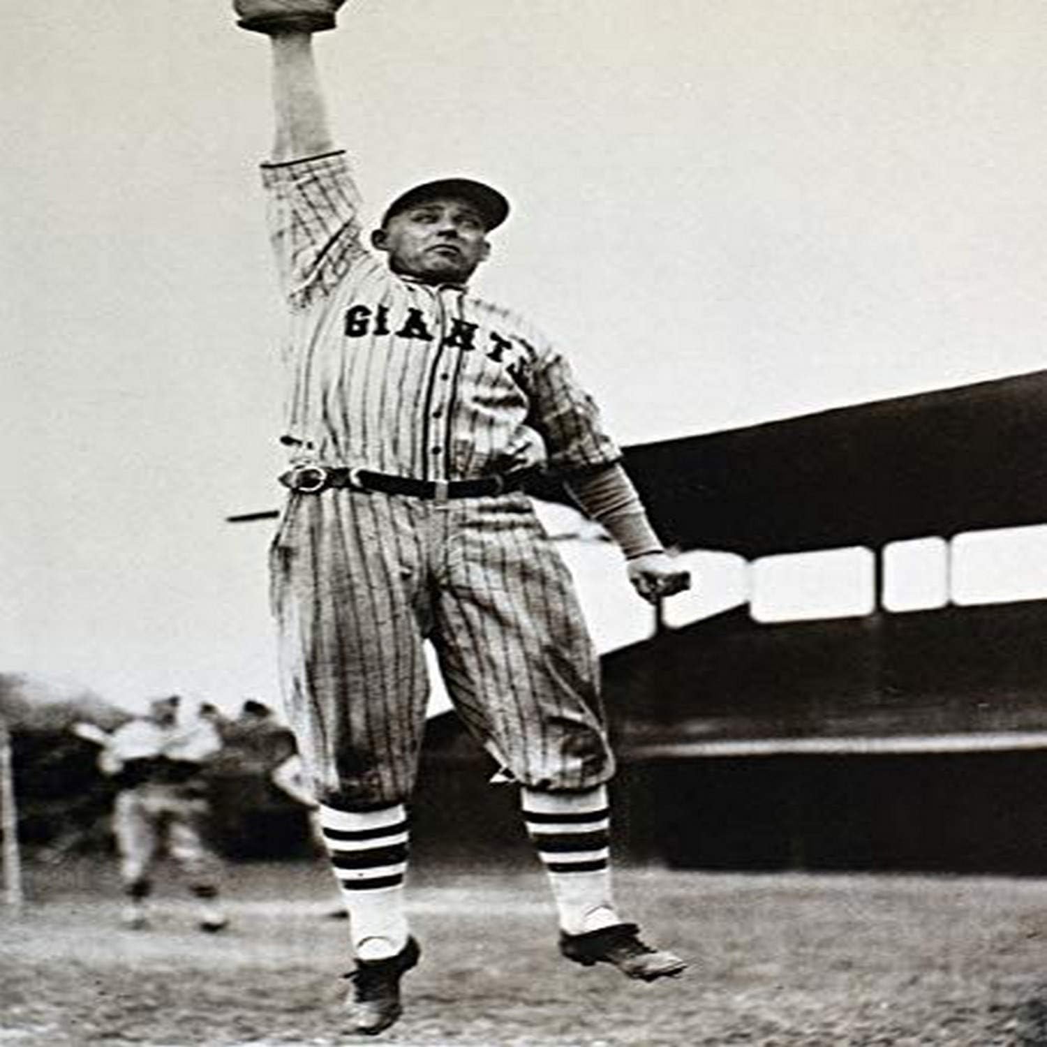 Edd Roush (1893-1988) Namerican Baseball Outfielder Photographed While With The New York Giants C1916 Poster Print by (24 x 36)