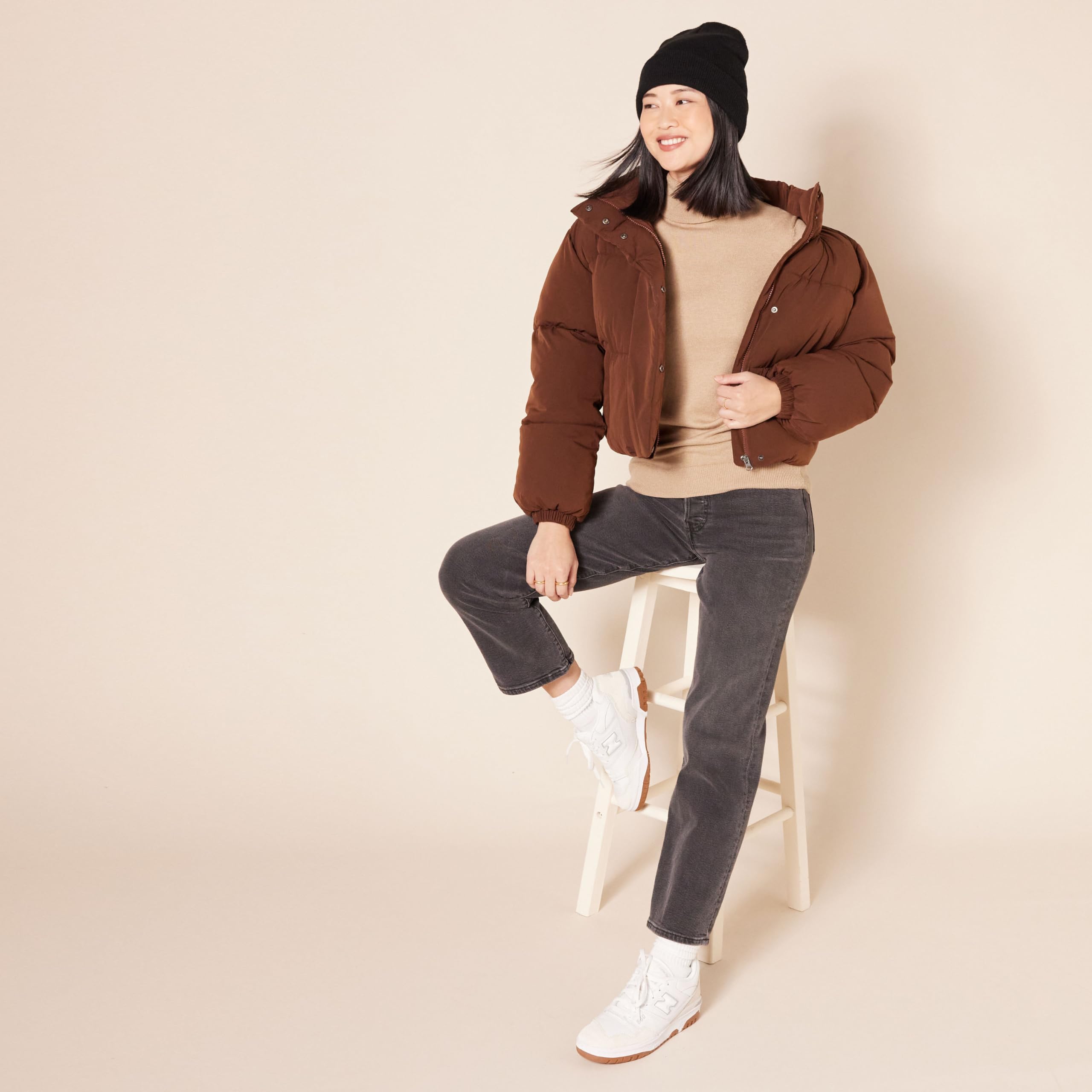 Amazon Essentials Maglione A Collo Alto E Maniche Lunghe Leggero con vestibilità Classica (Taglie Forti Disponibili) Donna