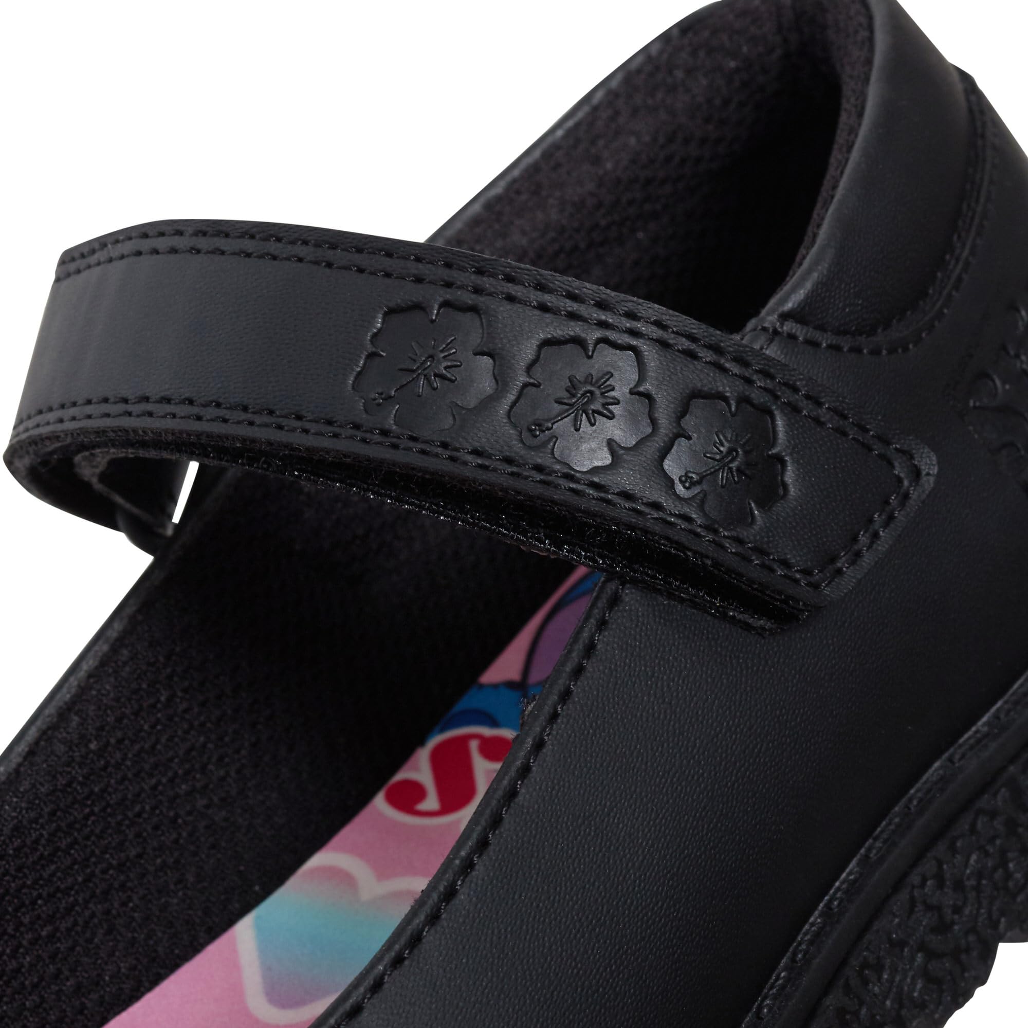 Disney Zapatos Escolares para niñas Stitch, Zapatos Mocasines Negros con Suela Resistente y fácil de Sujetar