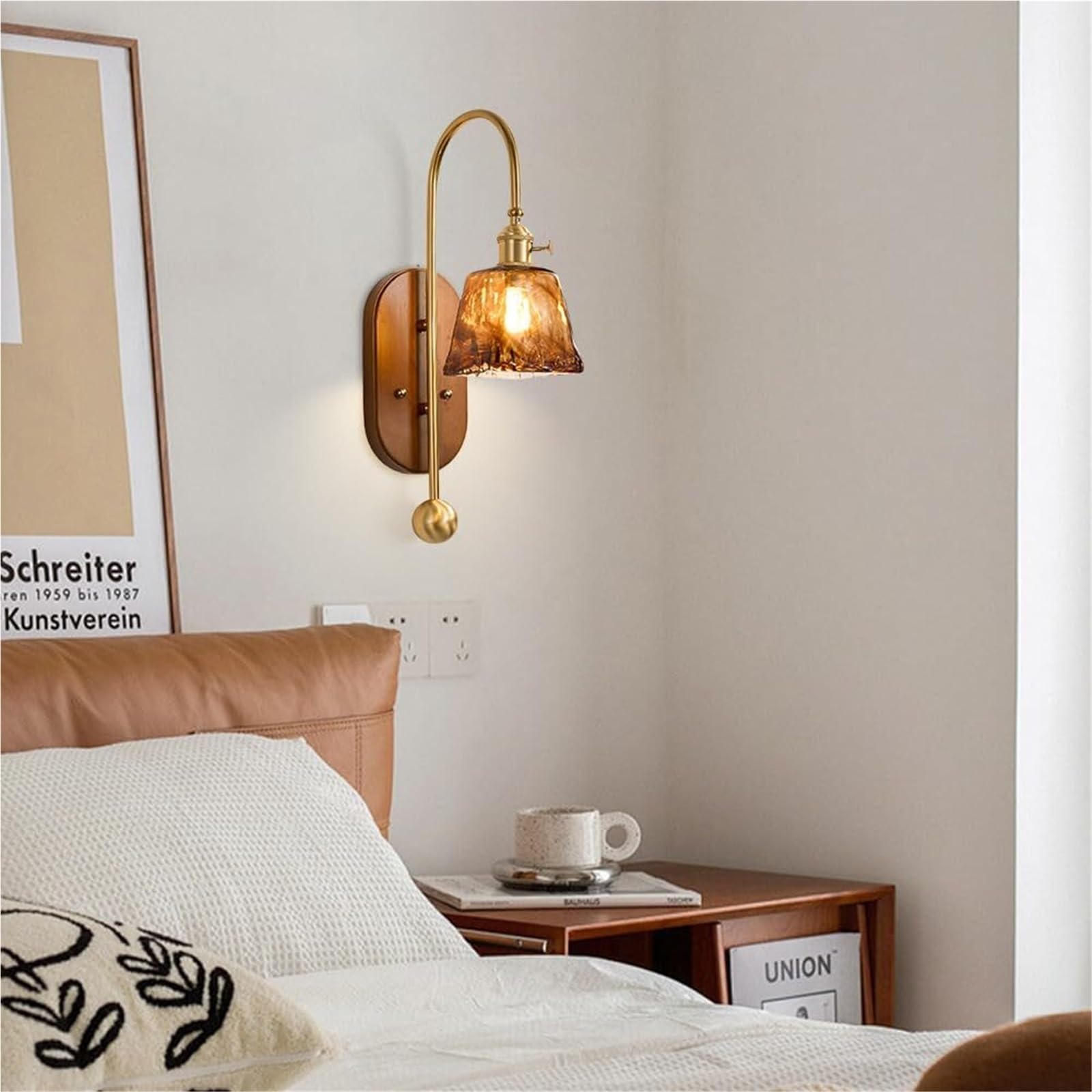 Przemysłowe kinkiety ścienne, bursztynowe dmuchane szkło kinkiet, 17,7 cala drewniana i mosiężna lampa ścienna retro do sypialni, salonu, korytarza