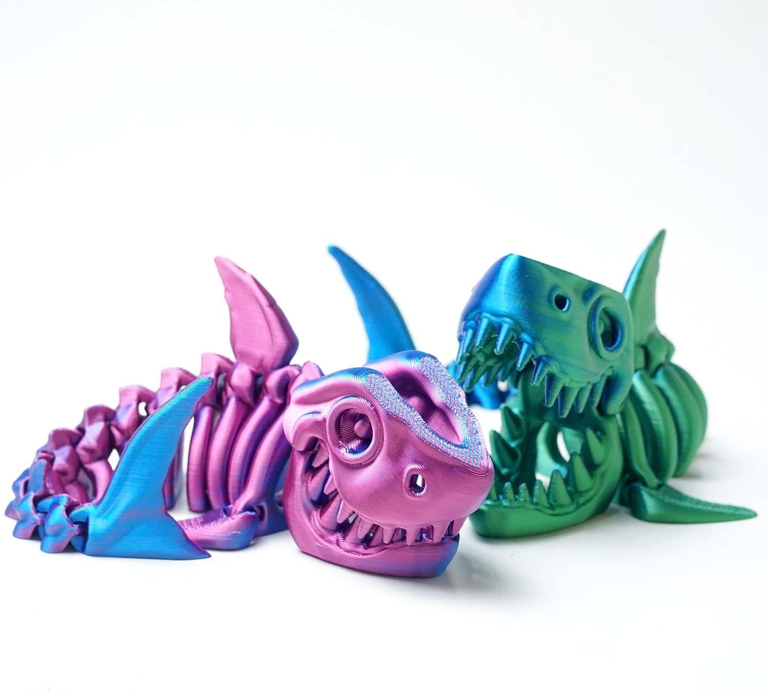 2PCS 3D Printed Shark Toys,Flexible Joint Animal lacertid Figurines, Home Decoration Figurine Ornaments,Fidget restlessness, Halloween Basket Filling Stuff, Surprise Fantasy Gifts (GB+RB)