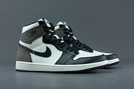 T*a様 Nike Air Jordan 1 dark mocha retro AIR JORDAN 1 Retro HIGH OG 'Dark Mocha' - 555088-105 - Size