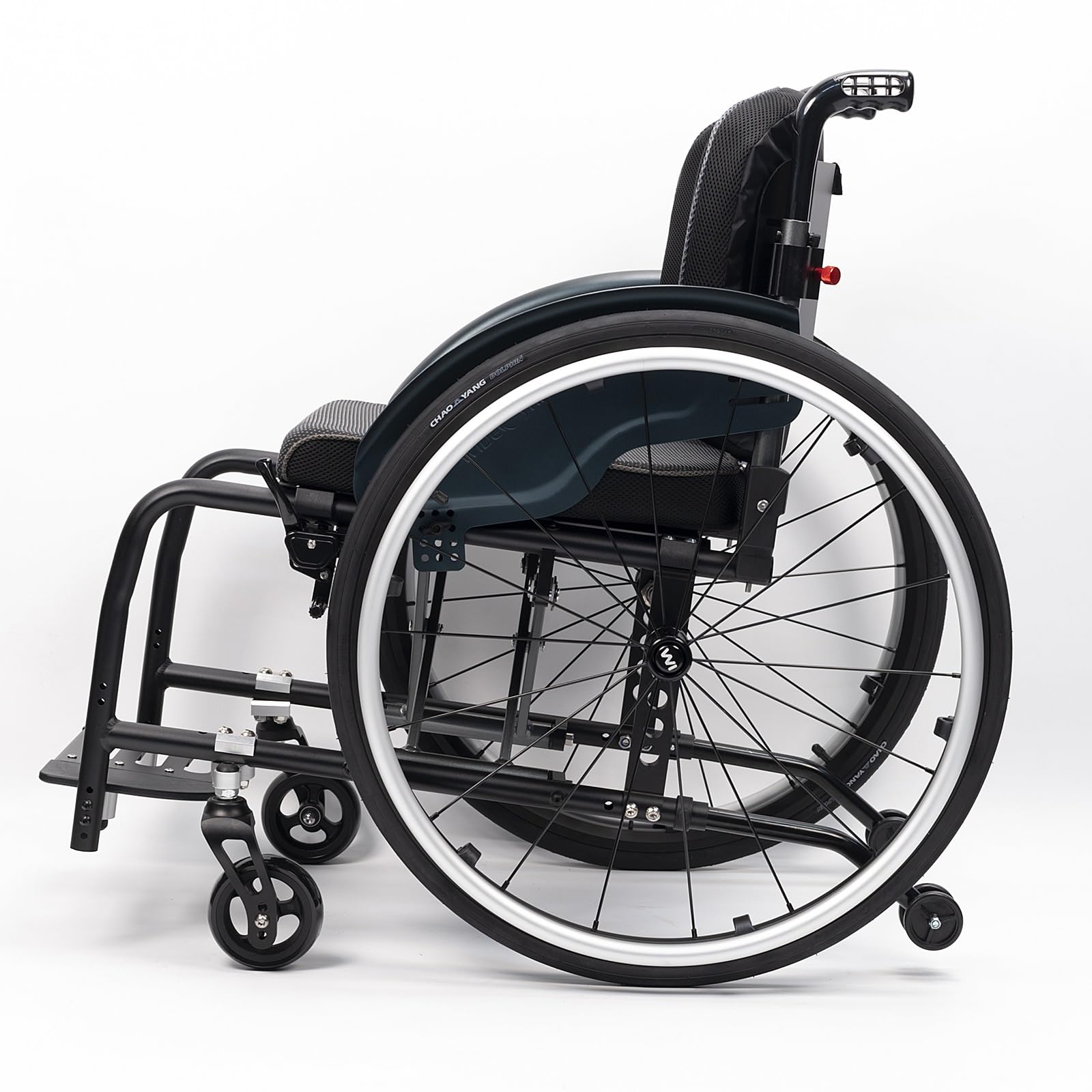 Silla de ruedas manual ligera, silla de ruedas deportiva ultraligera portátil todo terreno, silla de ruedas plegable, sillas de ruedas de transporte con antivuelco(Black B,38cm/15in)