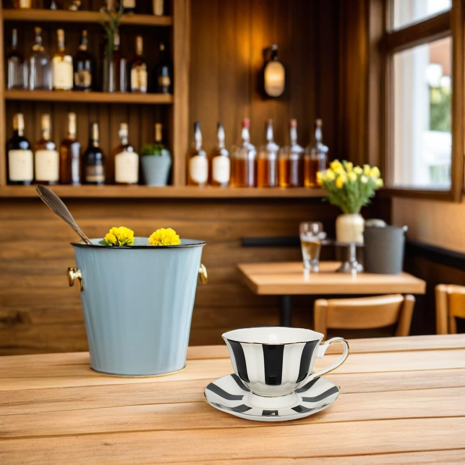 Hemoton Kaffeetasse und Untertasse Set Royal Style Elegant Feine Porzellan Tasse Espressotasse für Spezialität Kaffee Getränke Latte Cafe Mokka Tee Schwarz