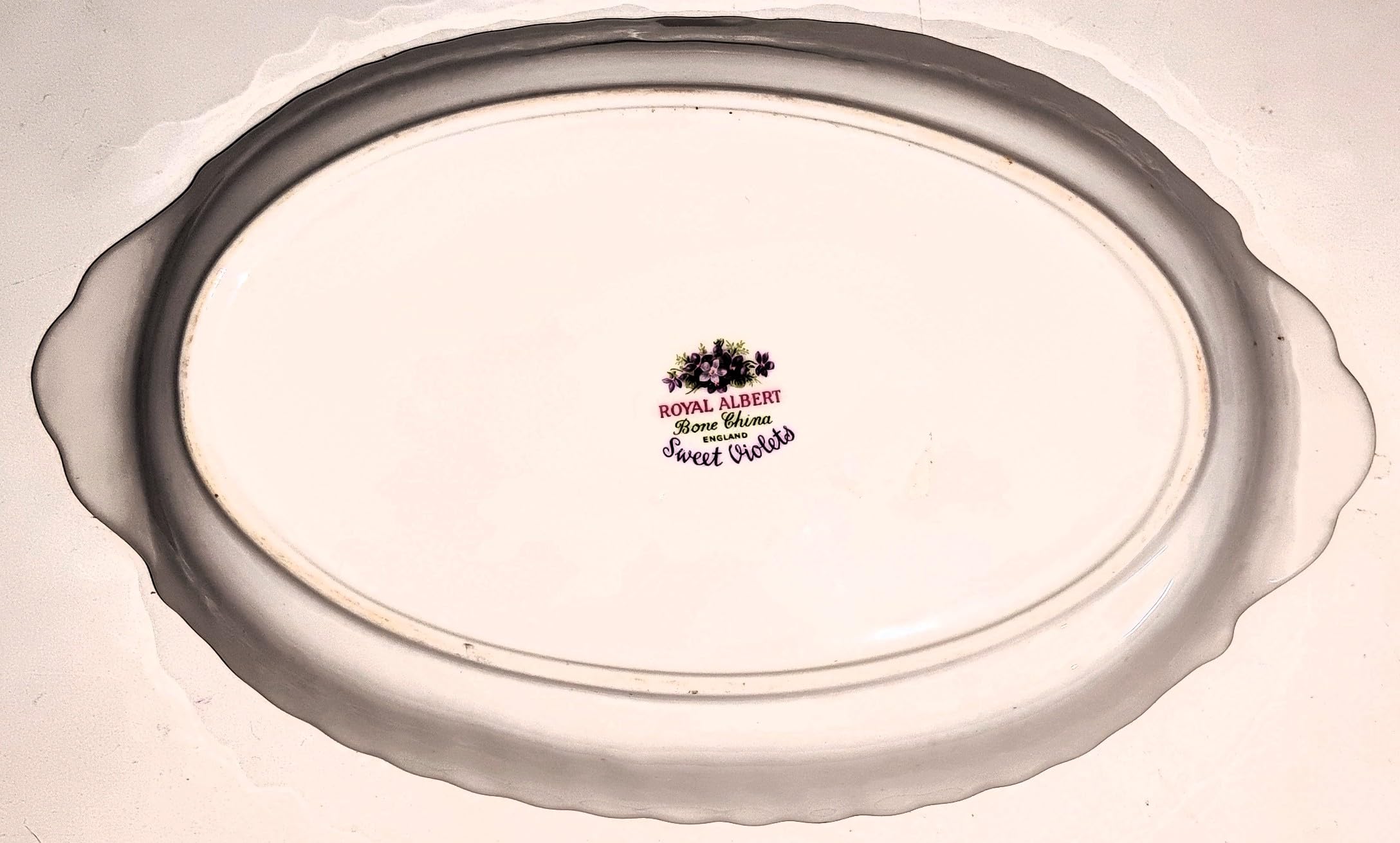 Rahm Royal Albert Sweet Violets Schälchen Servierschale Tablett Konfektschale Bone China England 22 cm