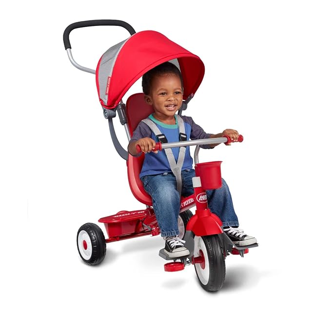 Foto 5 de 8 de Radio Flyer Triciclo Stroll 'N 4 en 1 para niños de 9 meses a 5 años