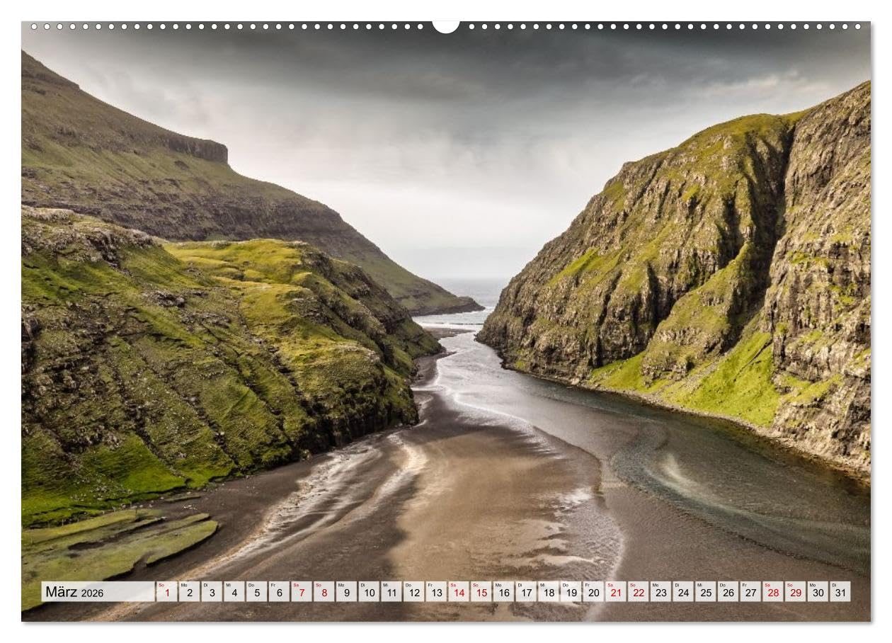 Färöer - Faszinierende Inseln im Norden Europas (Wandkalender 2026 DIN A2 quer), CALVENDO Monatskalender: Zwischen Himmel und Atlantik liegen die Färöerinseln, geprägt von wilder Schönheit.