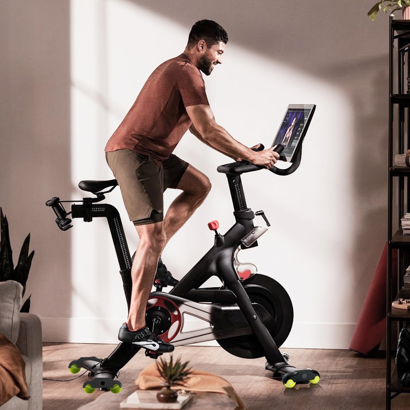 4-pak adapterów do jazdy na rowerze wewnętrznym, akcesoria rowerowe z 8 piłkami tenisowymi do trenera rowerowego, płyty kołyskowe, redukcja hałasu, ochrona podłogi