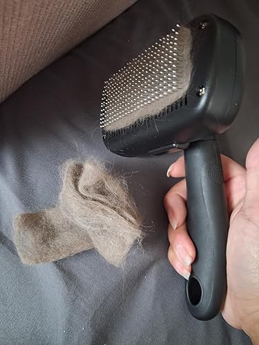 Self Cleaning Shedding Brush — side view showing full product dimensions