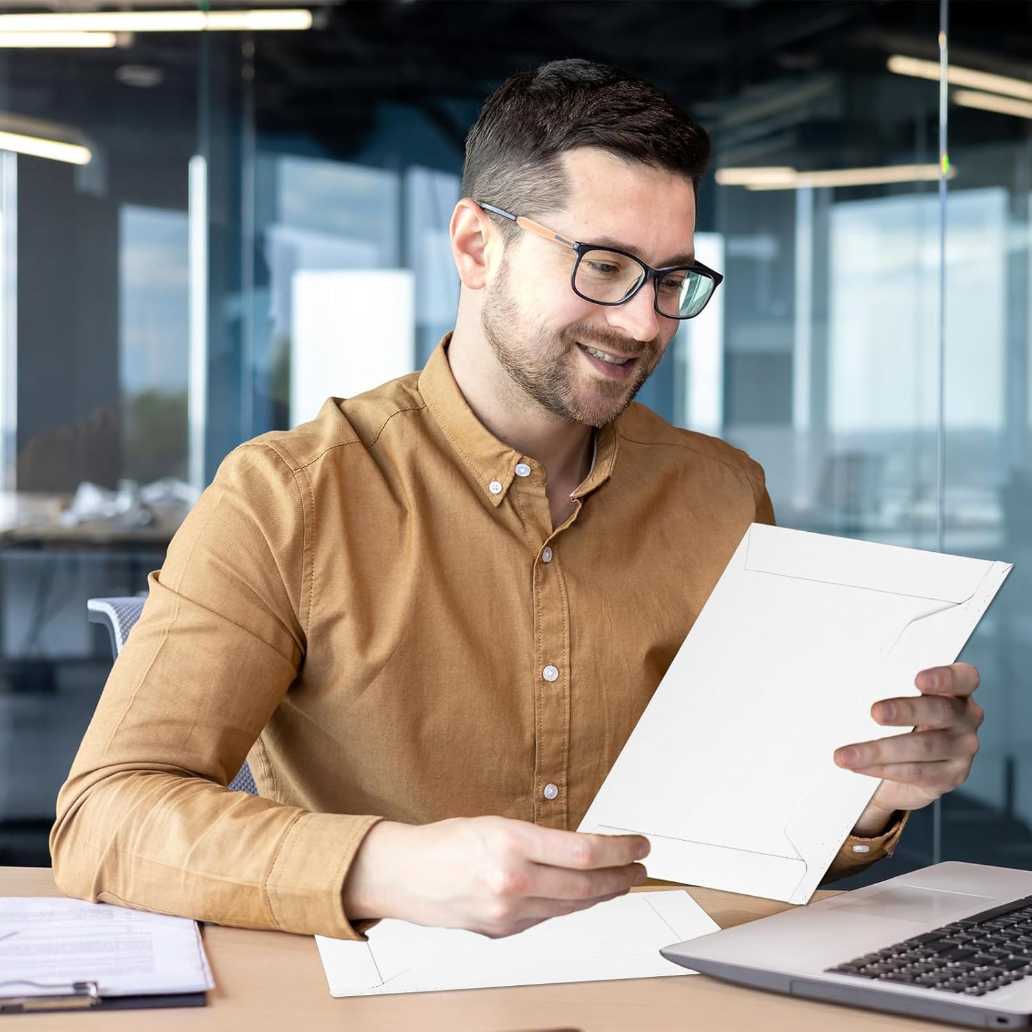 party greeting 300 Pcs 6.5 x 4.5 Inch Rigid Mailers with Self Seal Envelopes Stay Flat White Cardboard Shipping Envelopes for Postcard Calendar CD Photos Document Comic Book Card Shipping Protector - Image 6