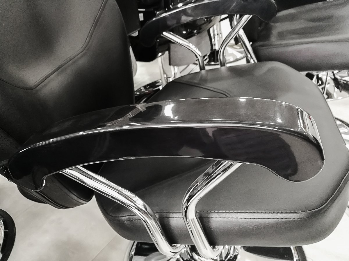 LOVECRAZY - Sillón Profesional de Peluquería, 360º Giratoria con Base Fijo y Apoyapies de Metal, Altura Regulable, Asiento Suave y Cómodo de Material Piel