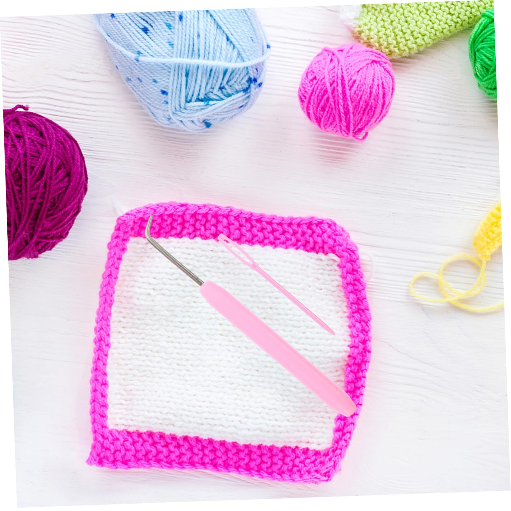 Gogogmee DIY Yarn Spool Holder Knitting Spool Loom Plastic Weaving Tool Fun and Easy for Knitting Sweaters Scarves