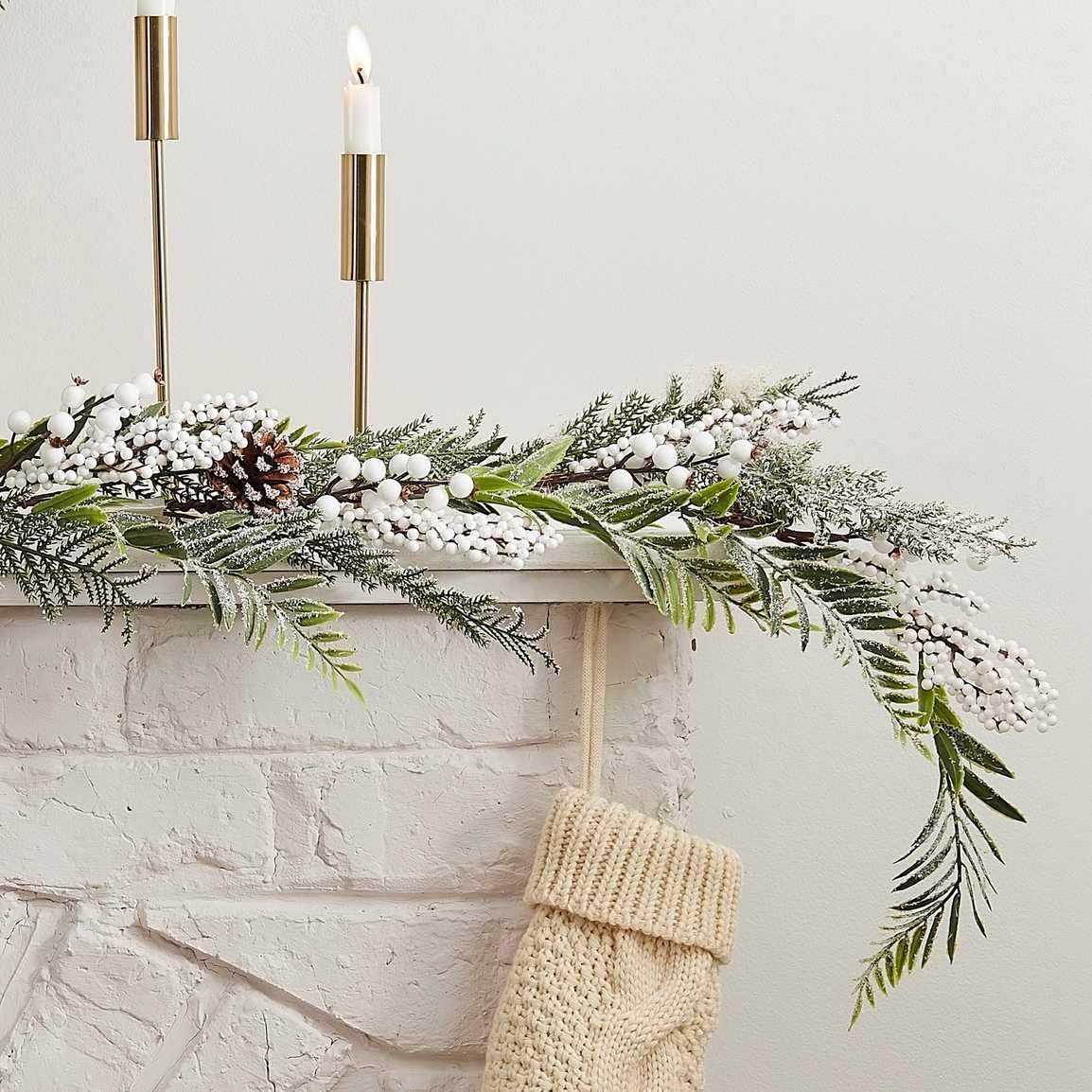 Ghirlanda Natalizia Ginger Ray Con Bacche Bianche - 1,9m Di Decorazione Innevata