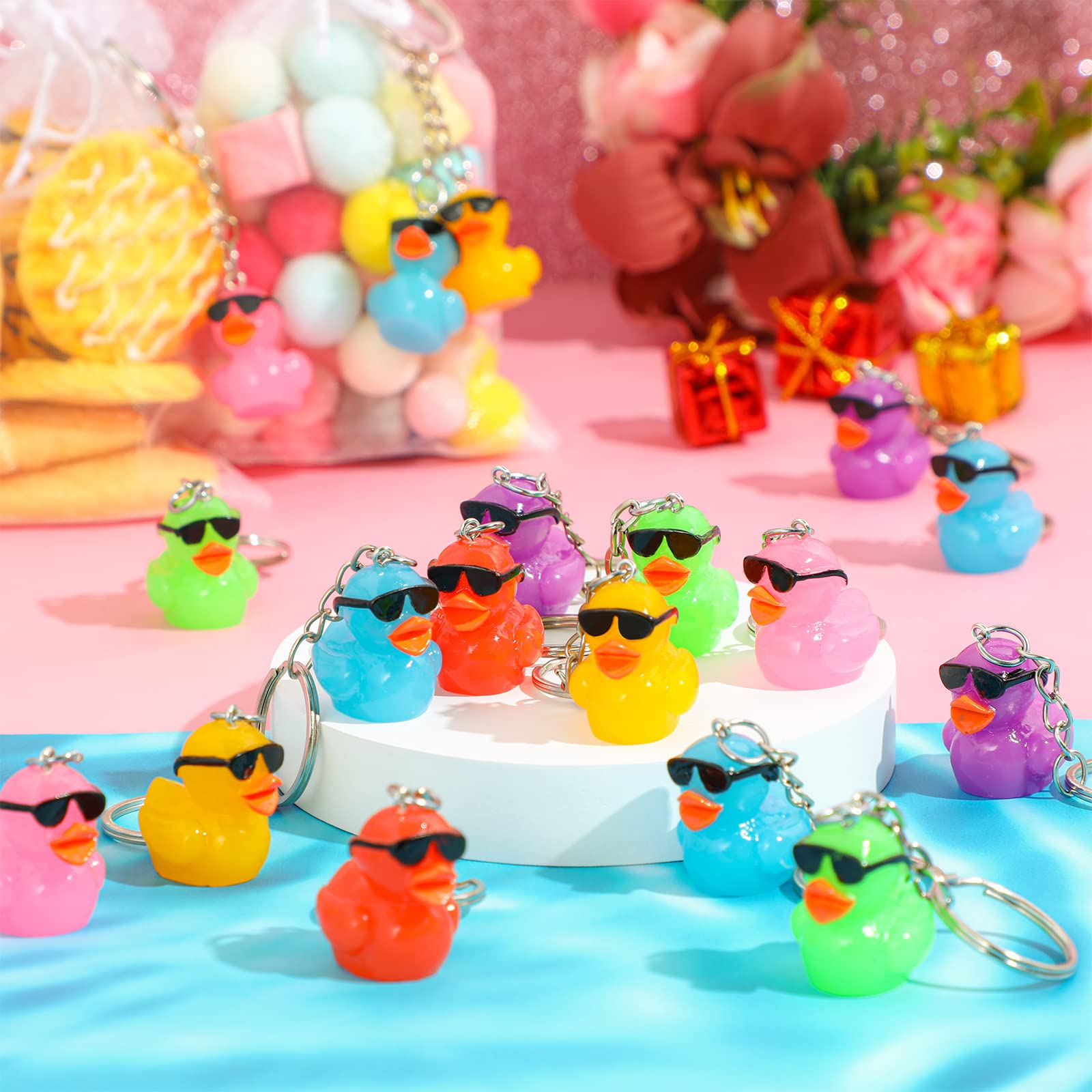 Amazon.co.jp: Roowest 48個 ミニ樹脂ダックキーホルダー バルクミニ