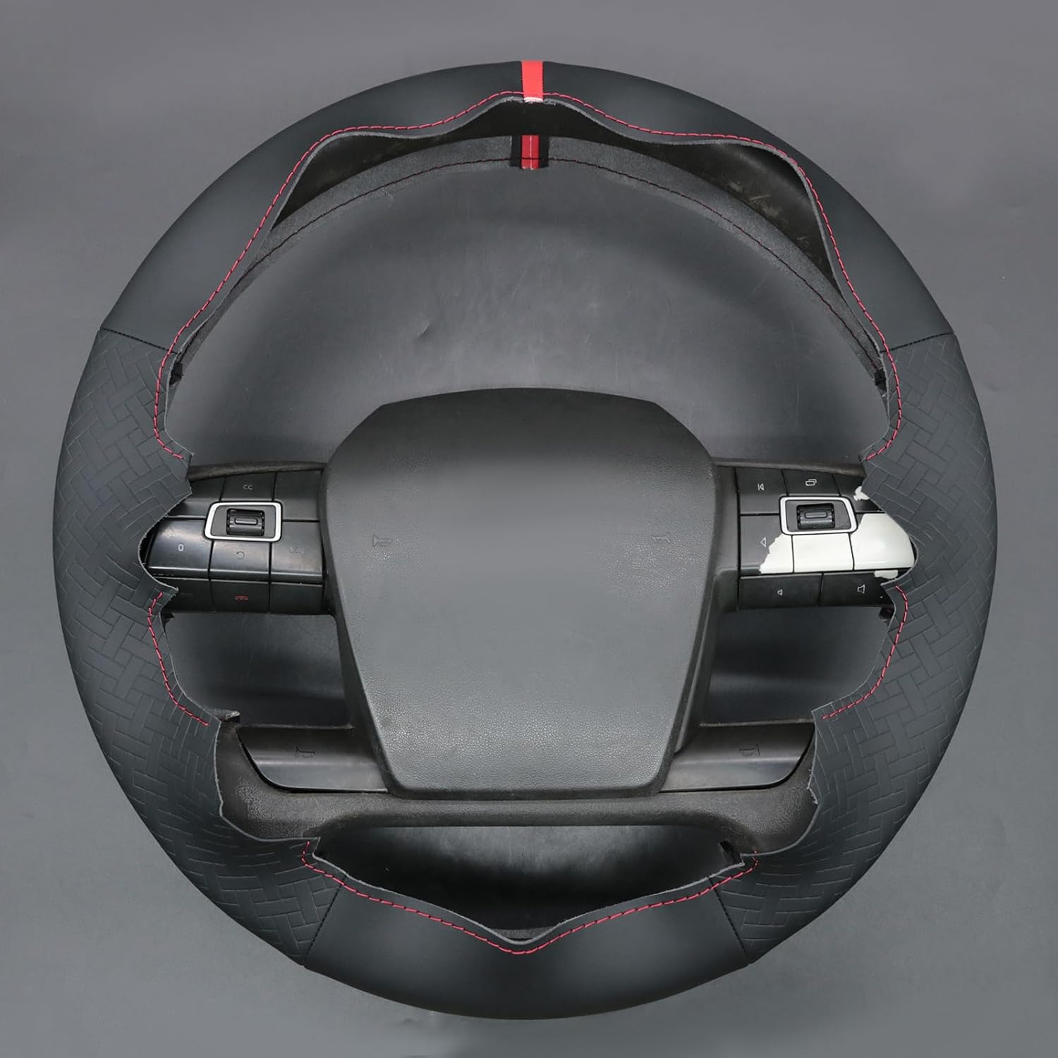 MEWANT Hand Sewn Steering Wheel Cover Wrap for Volvo VNL VNR FM FH 2017-2025 Steering Wheel Accessories for Volvo FM