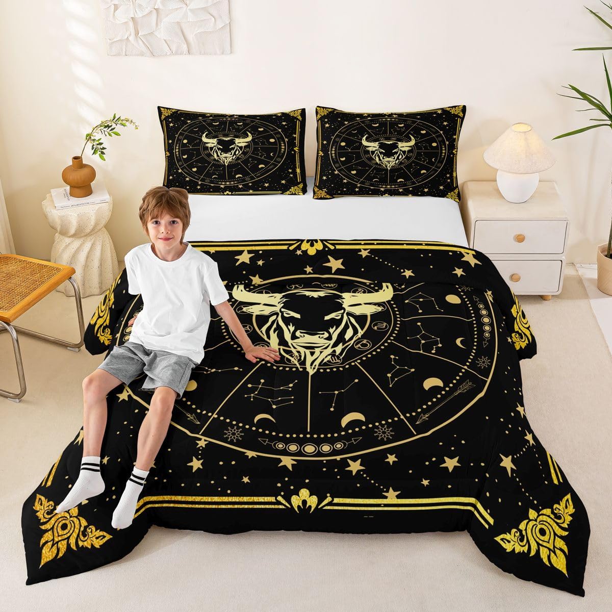 Erosebridal Taurus Bedding Set Twelve Constellations Zodiac Comforter Set Queen,Kids Boys Girls Room Decor,Sun and Moon Stars Down Comforter,Black and Gold Exotic Quilt Set,Vintage