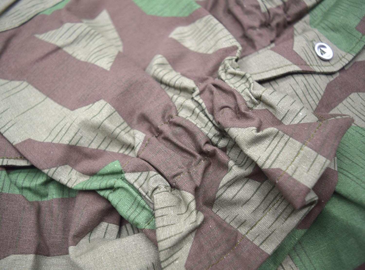 Camouflage WWII Reversible German Elite M42 Splinter Smock Reproduction