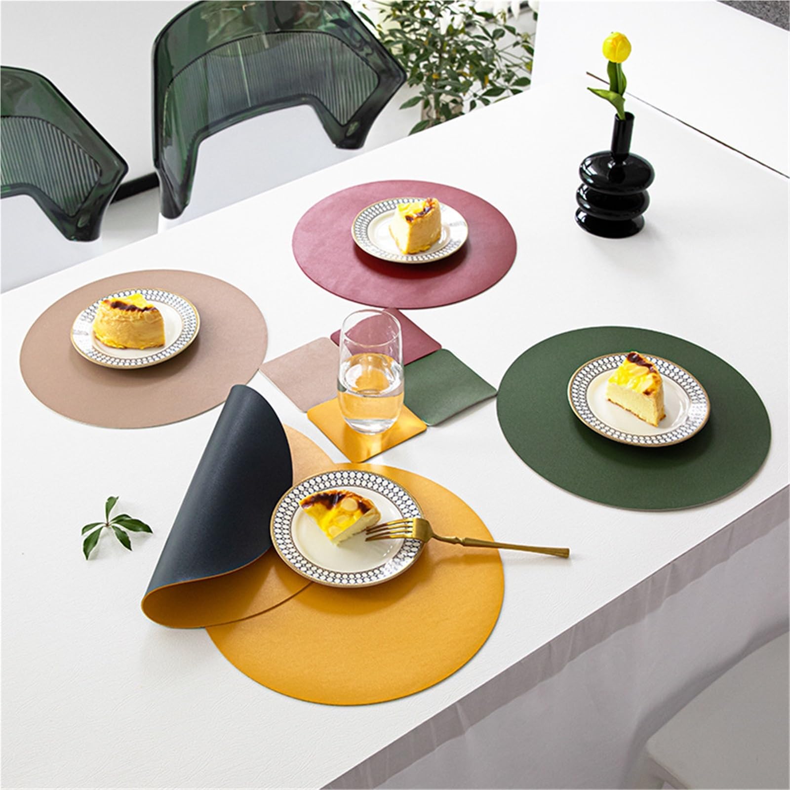 Generisch Rundes Platzset Aus Leder, Wasserdicht Und Hitzebeständig, 45 cm Durchmesser, rutschfest Und Abwaschbar, Geeignet Für Esszimmer Und Büro (Khaki 4 pcs 45 cm)