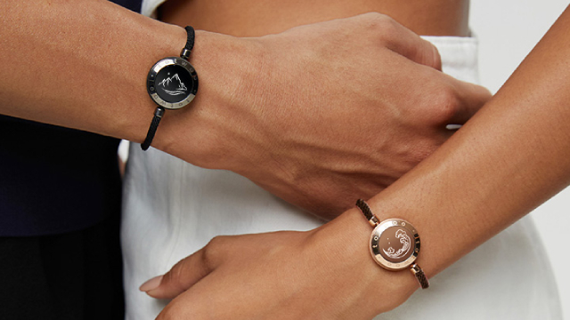 Amazon | [TOTWOO] スマートブレスレット ペア 着信通知·振動機能付き