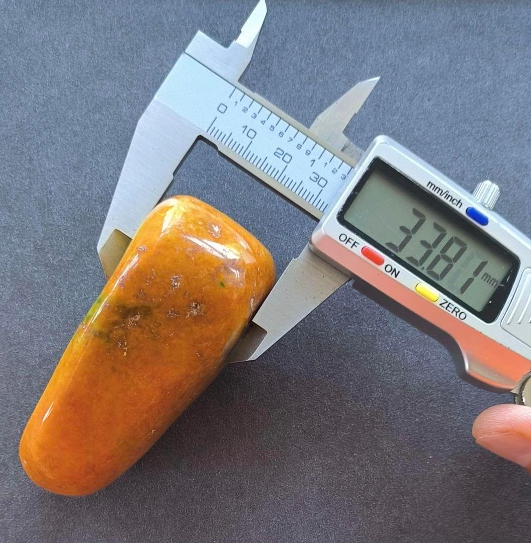 ミャンマー産本翡翠 ジェダイト の原石 230g ミャンマー翡翠 価値