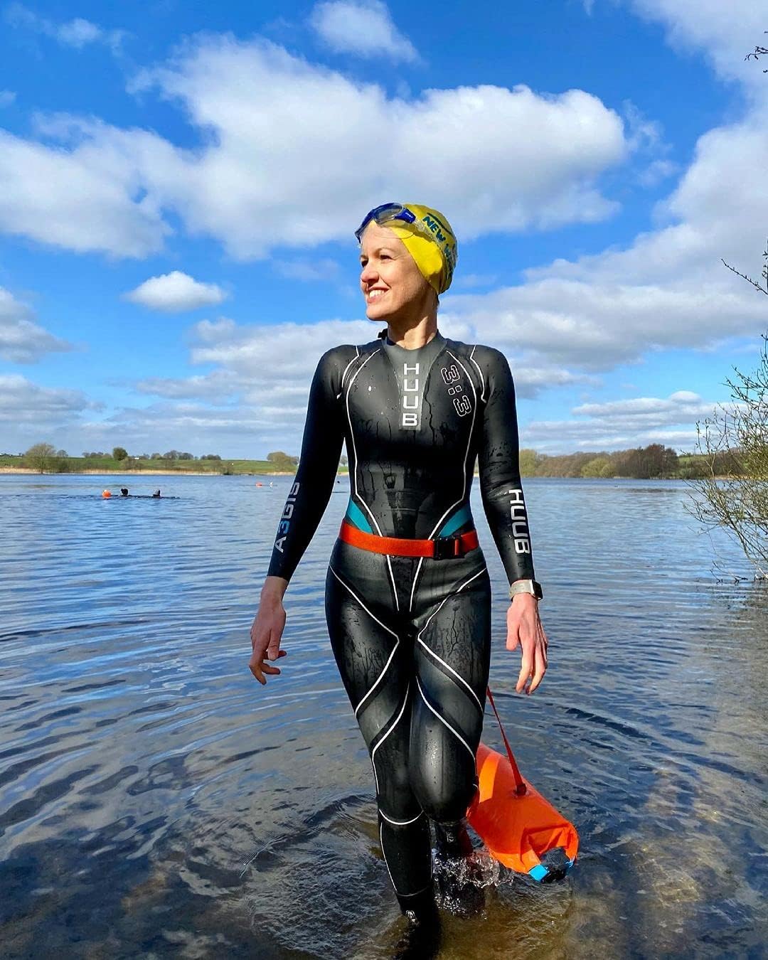 New Wave Swim Buoy (TPU 15 Liter Orange) and Phone Pouch Bundle