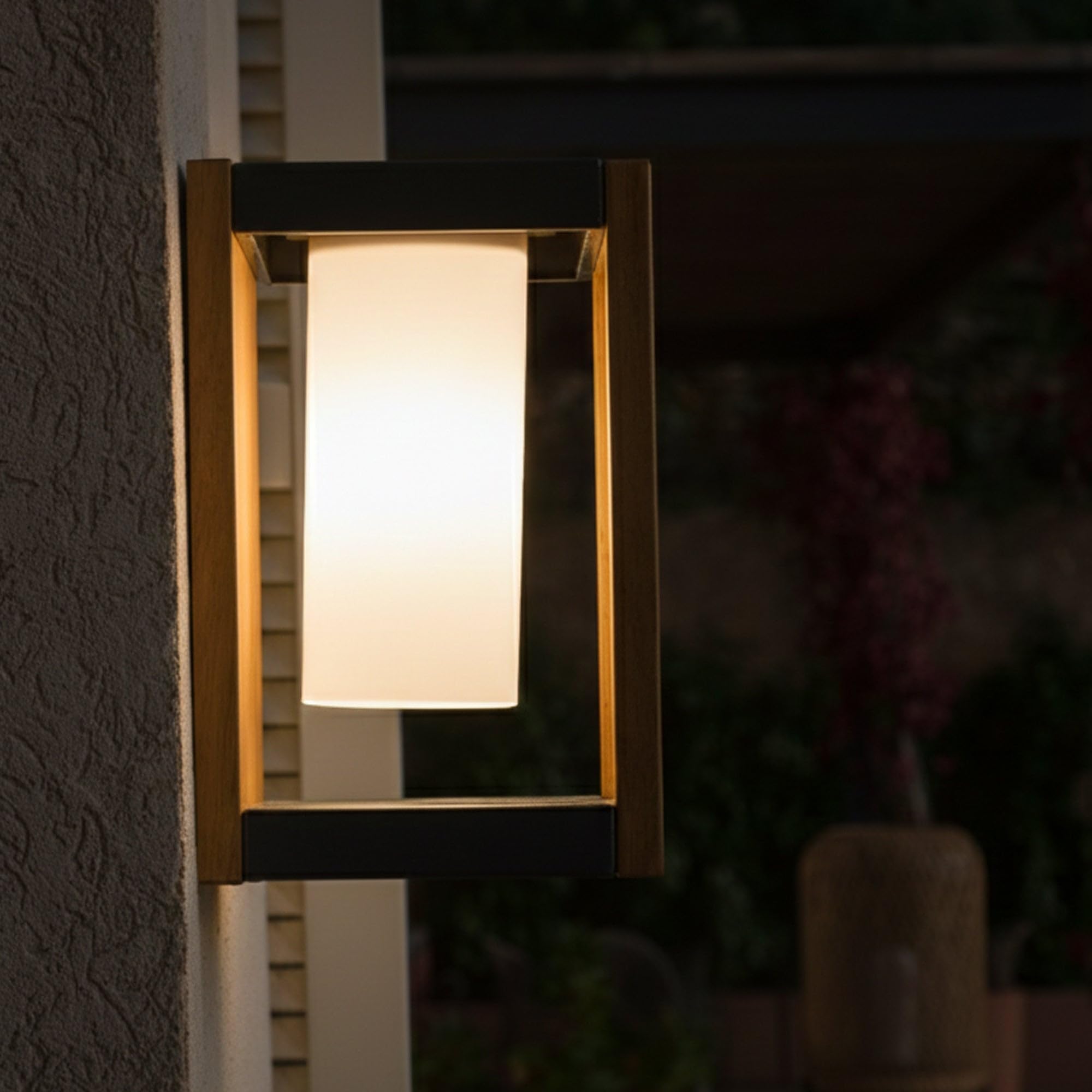 Lumisky SERAPHINA WALL H31cm lampa ścienna z ładowaną solarną podstawą LED LED ciepła biel