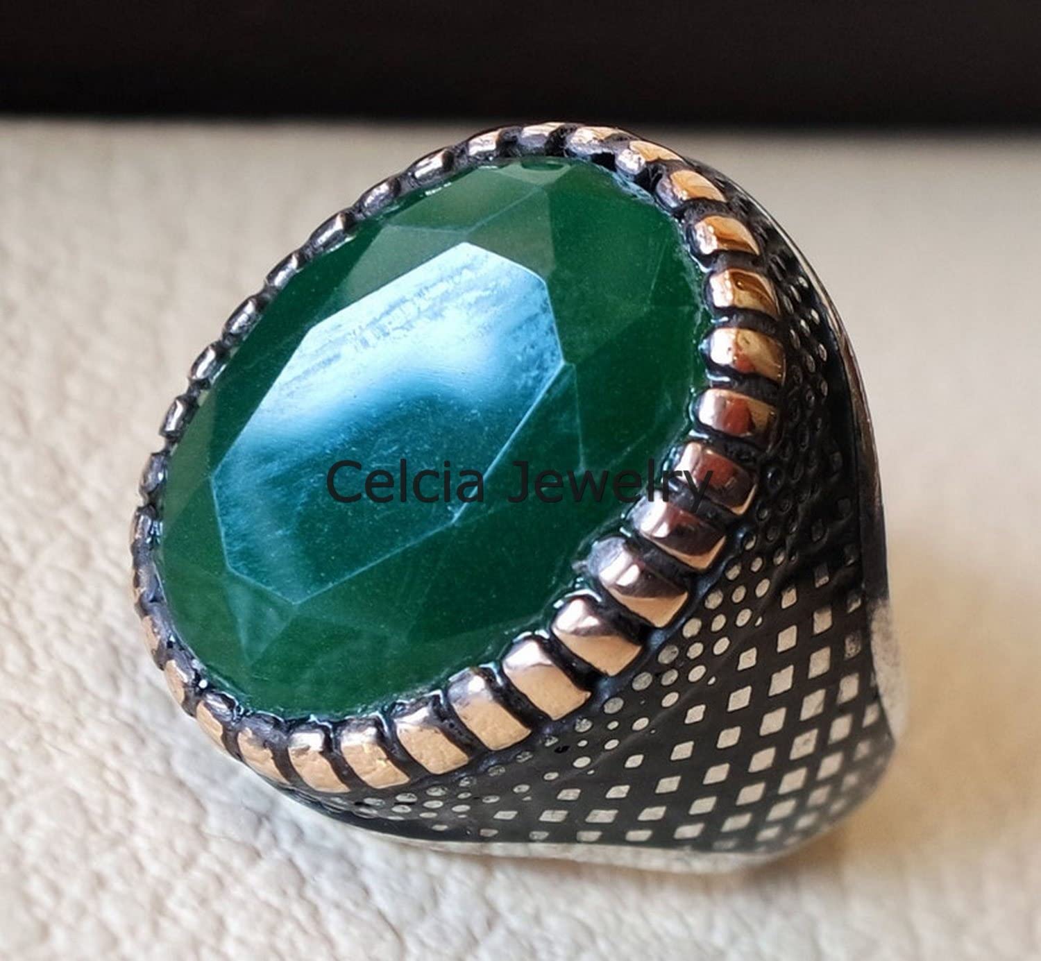 Smaragd echter grüner Edelstein facettierter ovaler Ring, schöner handgefertigter Siegel-Statement-Ring, Vatertagsgeschenk, silberner Emaille-Ring, Mai-Geburtsstein-Geschenk (Smaragd)