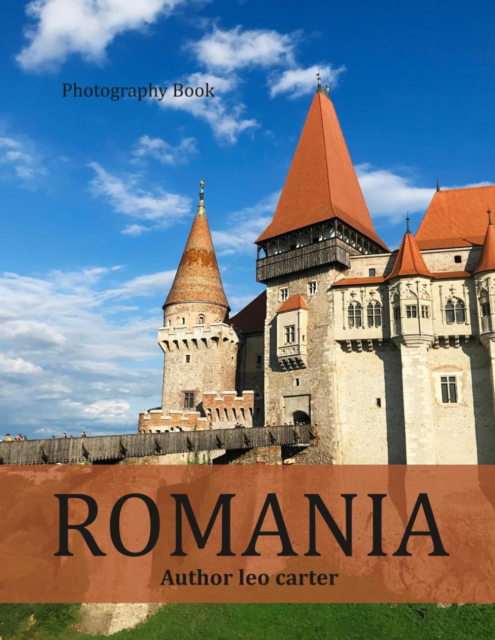 Romania: A Collection of 40 Scenic Photographs Showcasing the Romania
