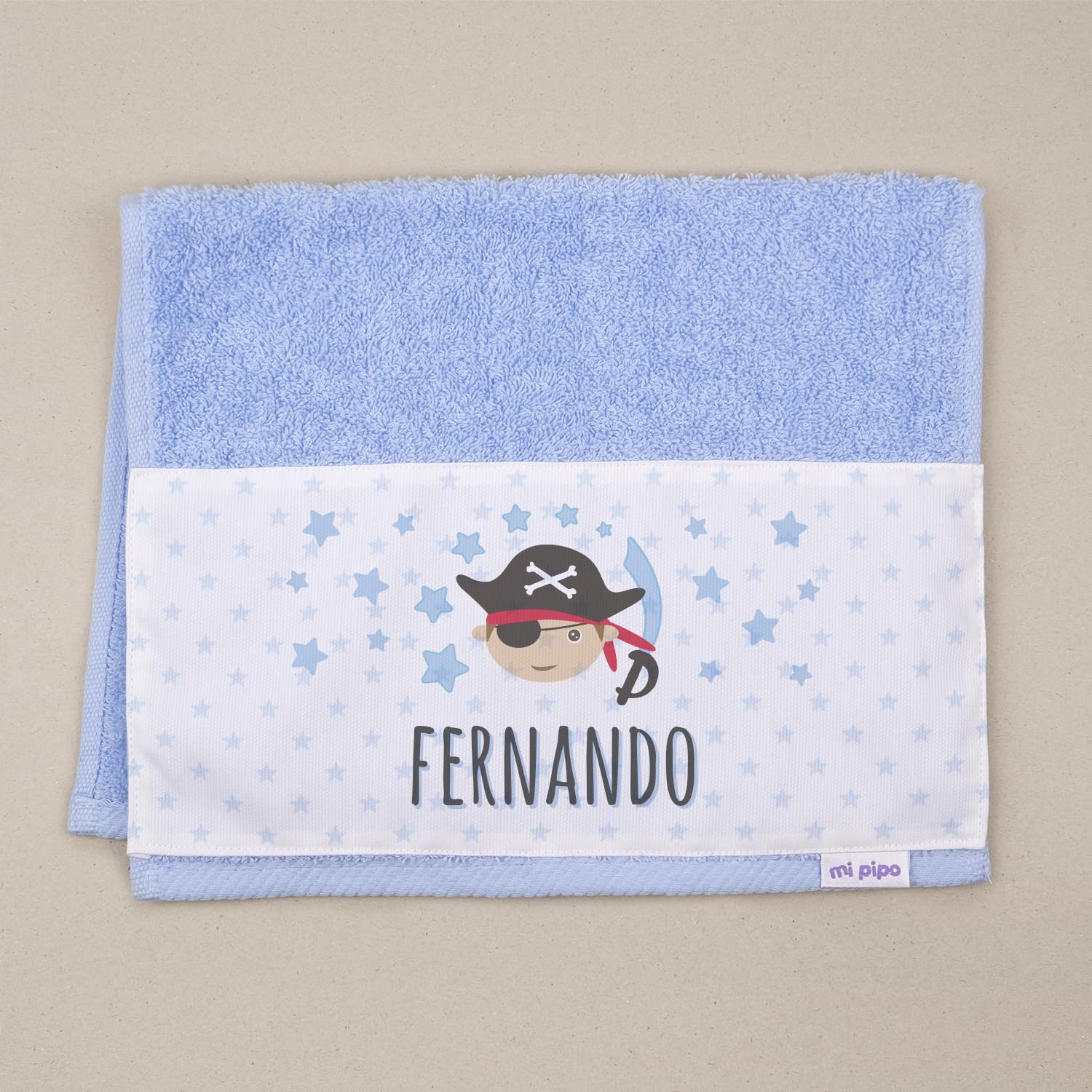 Neceser Niño Personalizado - Pirata | Neceser Aseo Infantil con Toalla, Colonia, Peine y Cepillo | para Viajes, Uso Diario, Colegio | Impermeable, Seguro, Cómodo y Fácil de Limpiar