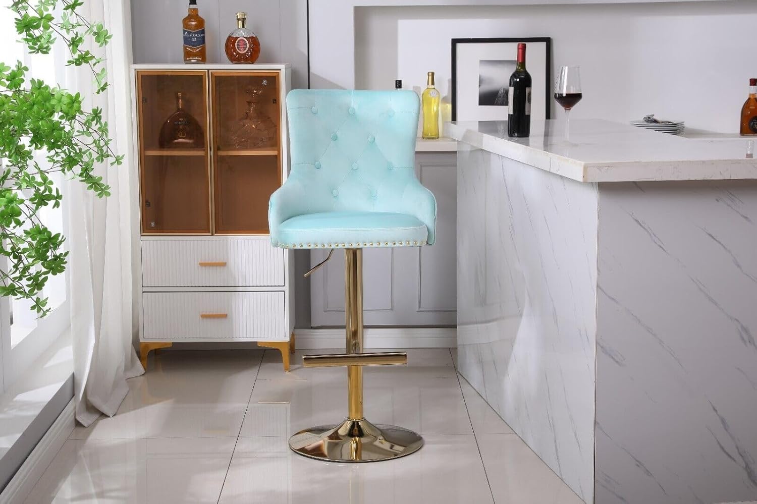 HYGRAD BUILT TO SURVIVE Luxury Velvet Bar Stools With Lion Knocker Back