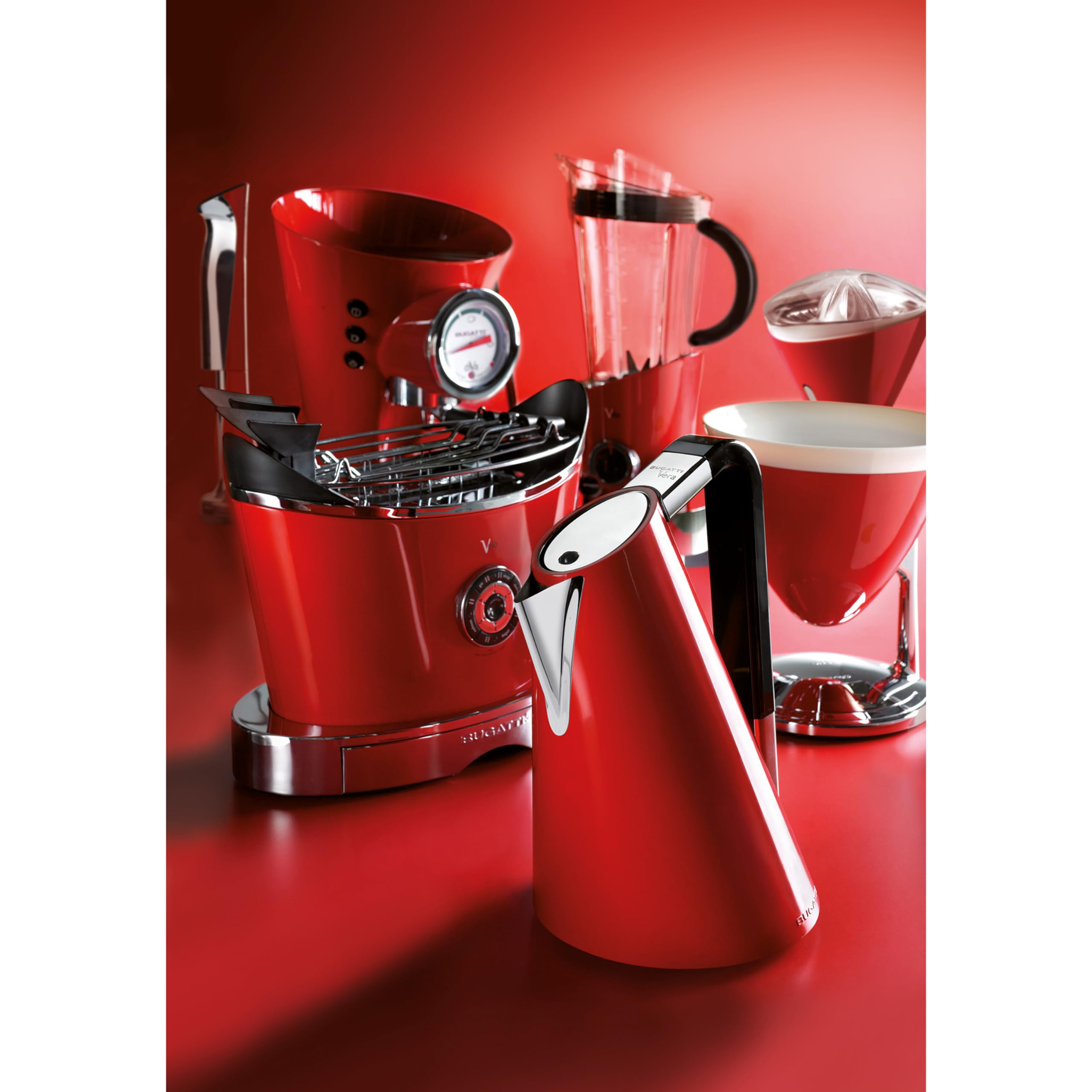 BUGATTI, Vela Evolution, Frullatore Elettrico per Frullati e Smoothie, Funzione Tritaghiaccio Inclusa, 4 velocità, Capacità 1.5 litri, 500 W, Design Innovativo (Rosso)