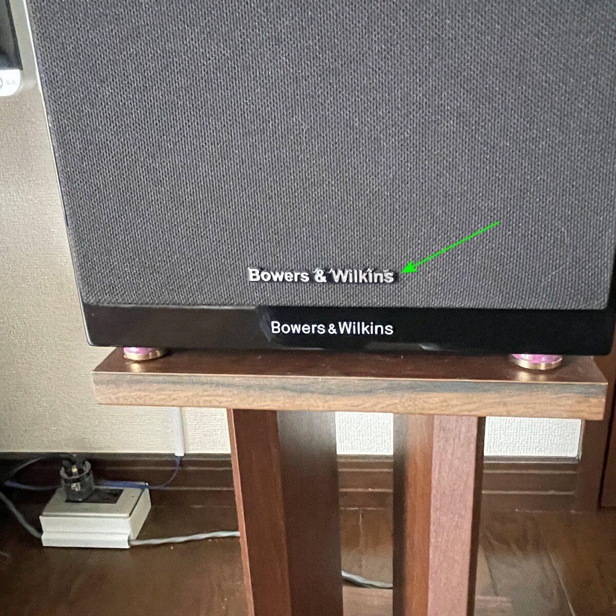 Amazon | B&W Bowers & Wilkins スピーカーグリルエンブレム (2個