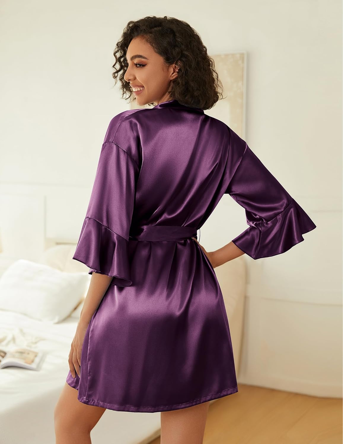 Ekouaer Women's Silk Robe Set V-neck 2 Piece Bridal Party Robes and Satin Bathrobe Set with Pockets - Image 5