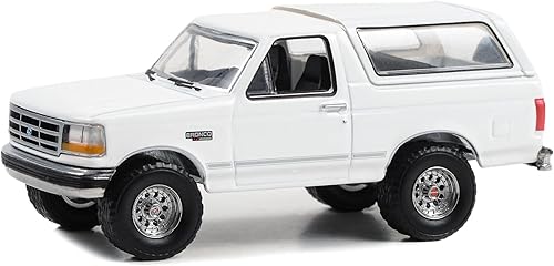 Miniatura 2 de 1993 Bronco XLT Oxford White Hobby Exclusive Series 164 Modelo de automóvil fundido a presión por Greenlight 30452