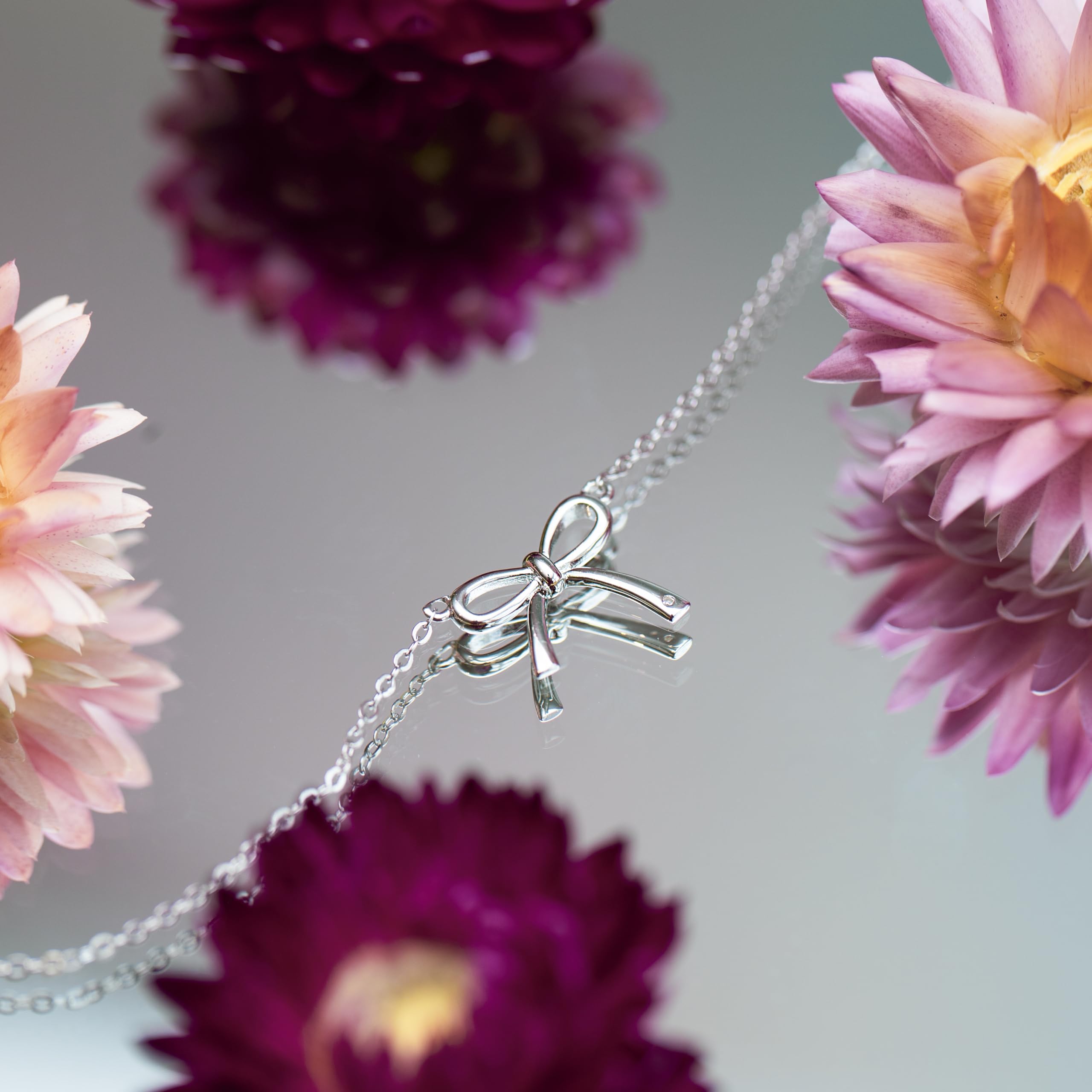 Tuscany Silver Women's Silver Women's Silver 13mm X 11.5mm Bow with 0.5mm Round White Diamond Adjustable Necklace 41cm/16"-46cm/18"
