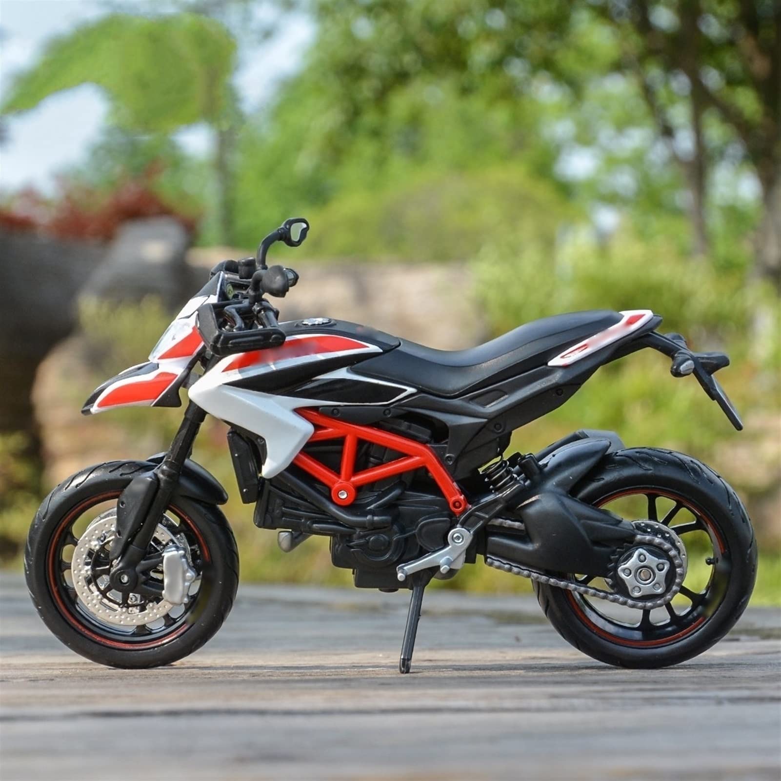 1:12 per D&ucati Hypermotard SP 2013 Rosso Die Cast Veicoli da Collezione Hobby Giocattoli Modello Moto