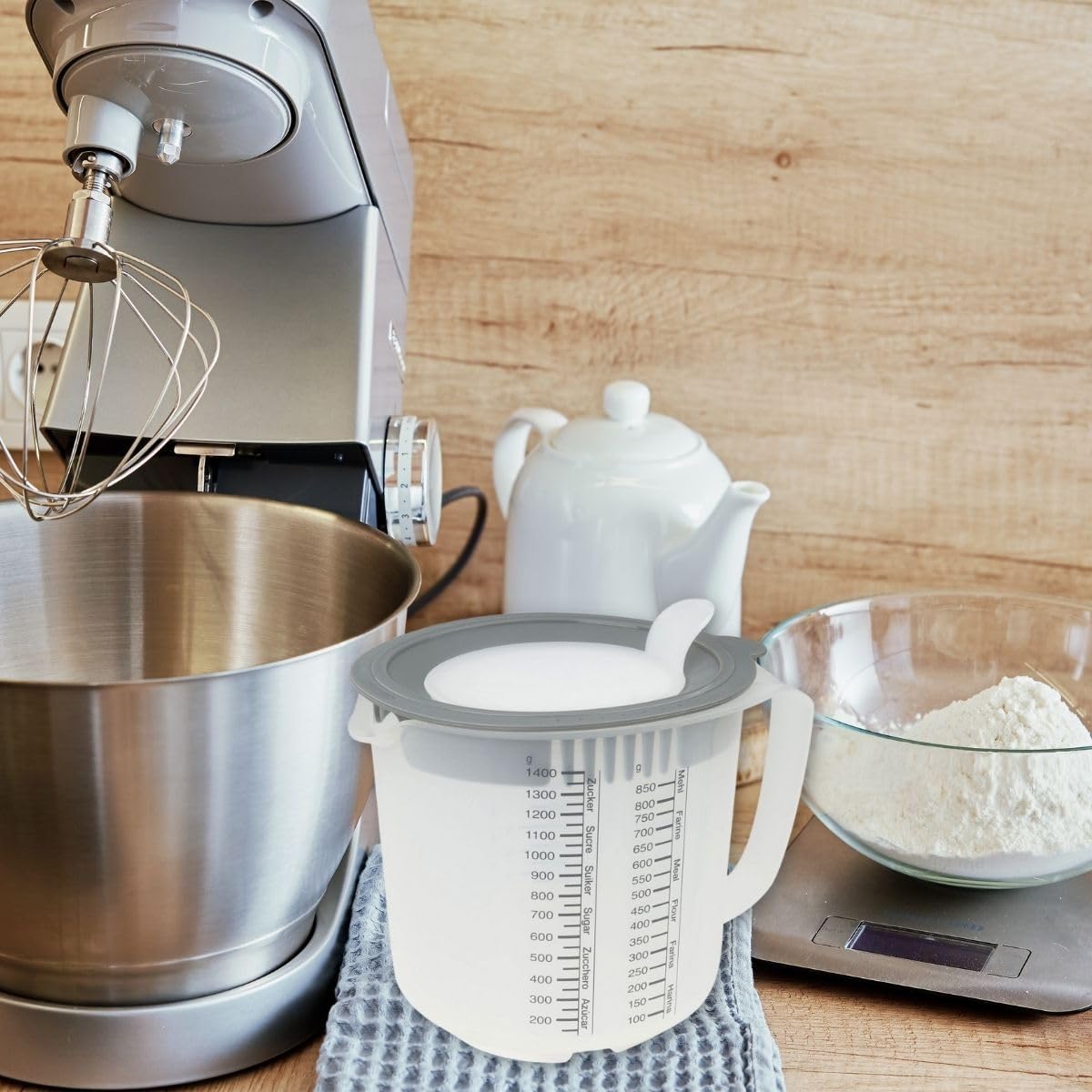 Dr. Oetker Creative Measure Mixing Bowl, 1-1/2-Quart