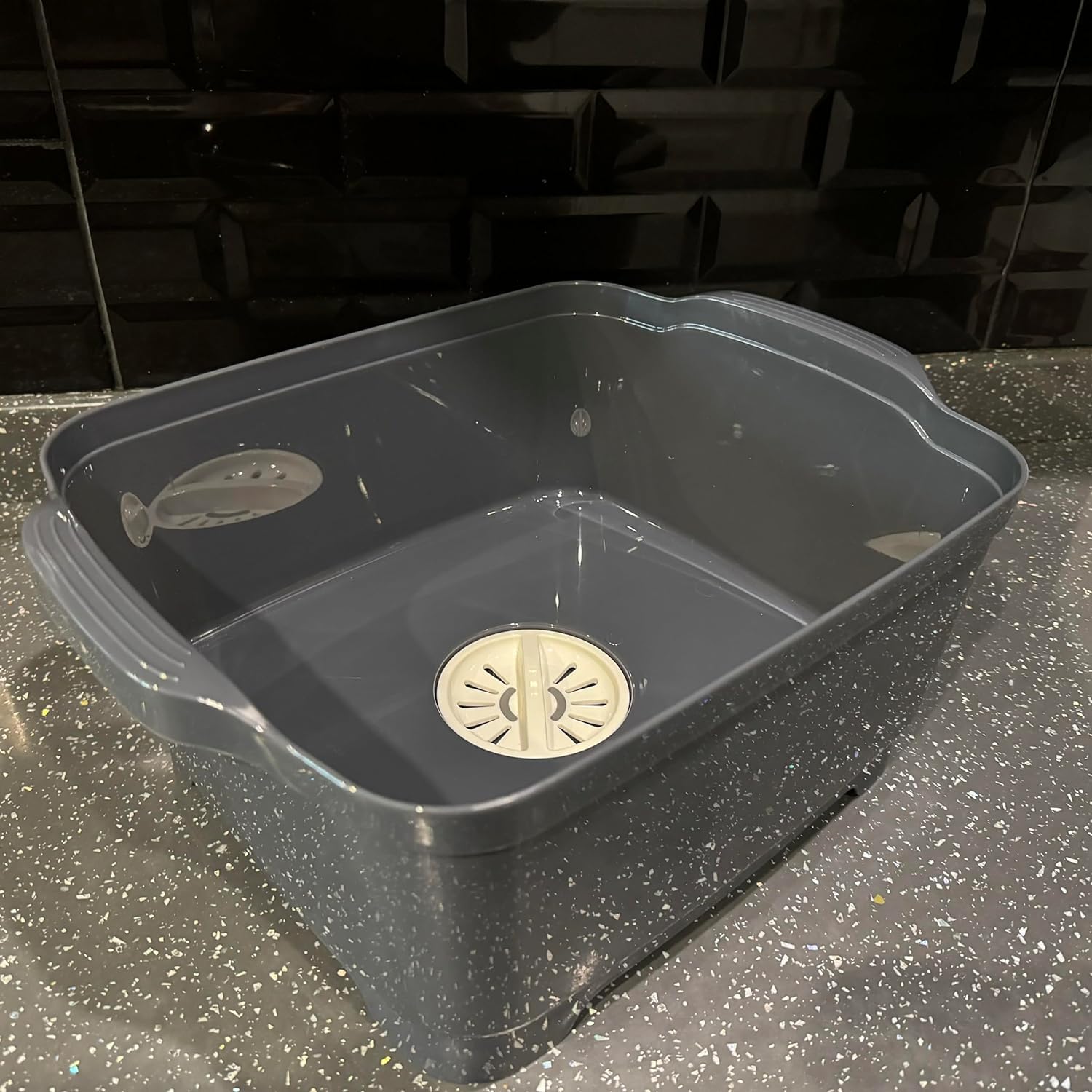 Dark Gray Dishwashing Bowl Drain Plug Kitchen Sink Caravan Wash & Drain Washing Up Bowl